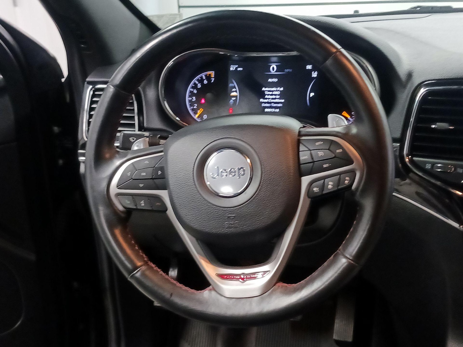 2019 Jeep Grand Cherokee Trailhawk - Photo 11