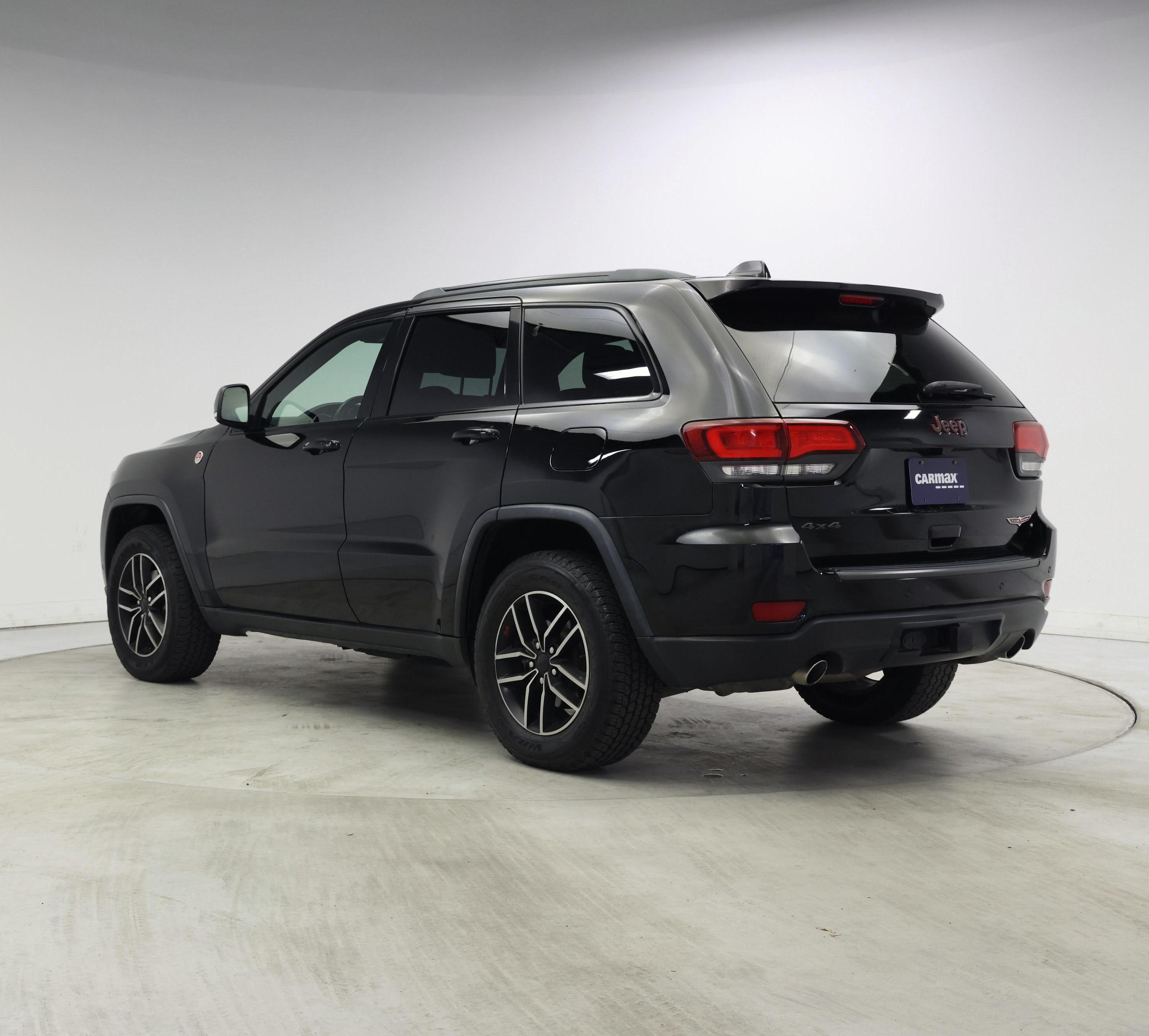 Thumbnail: 2019 Jeep Grand Cherokee - 2
