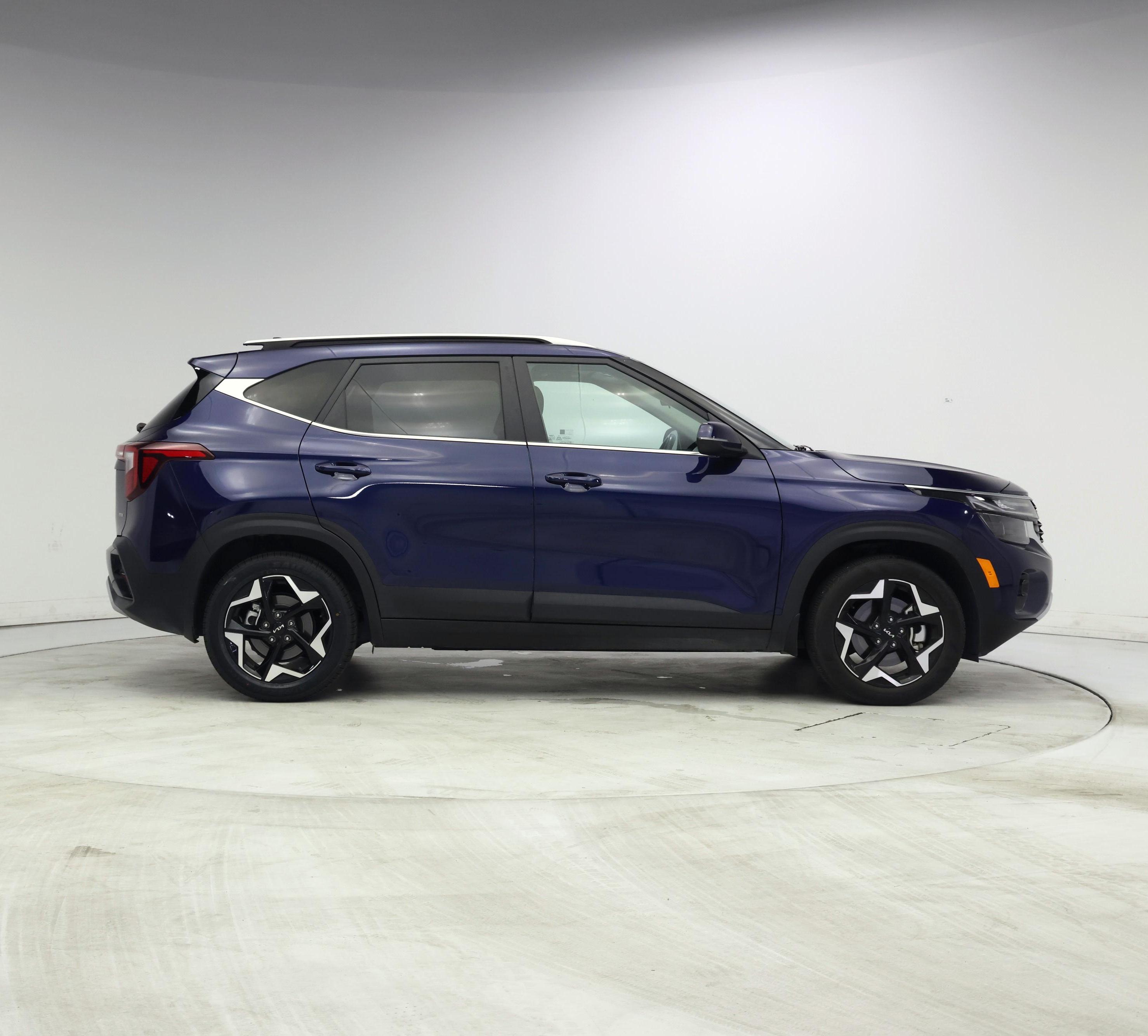 Thumbnail: 2024 Kia Seltos - 7