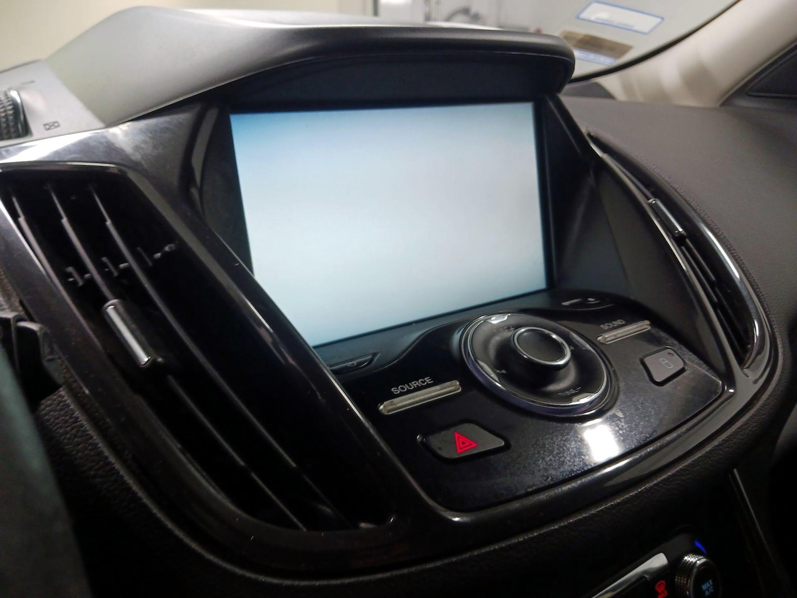 2014 Ford Escape Titanium - Photo 14