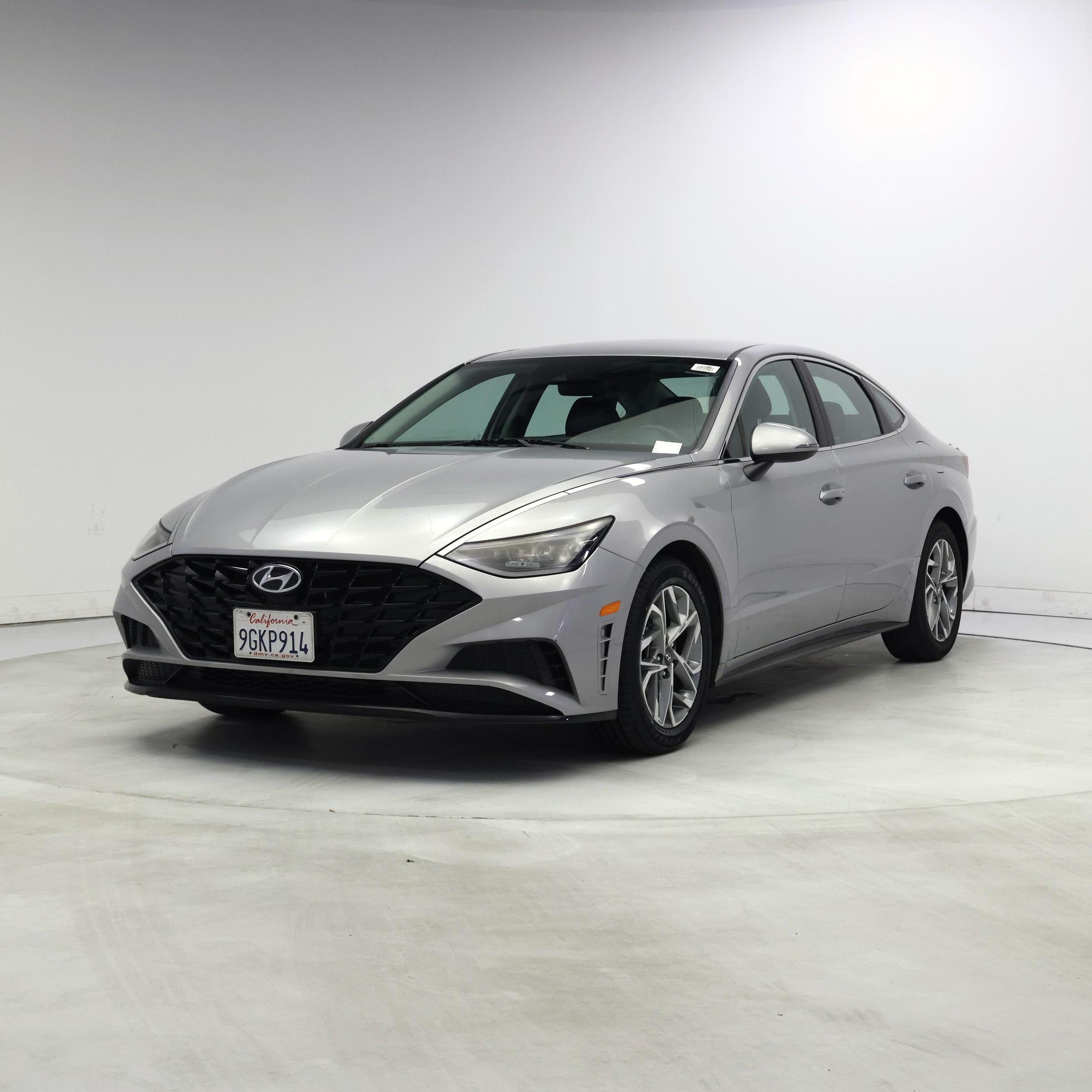 Thumbnail: 2023 Hyundai Sonata - 4