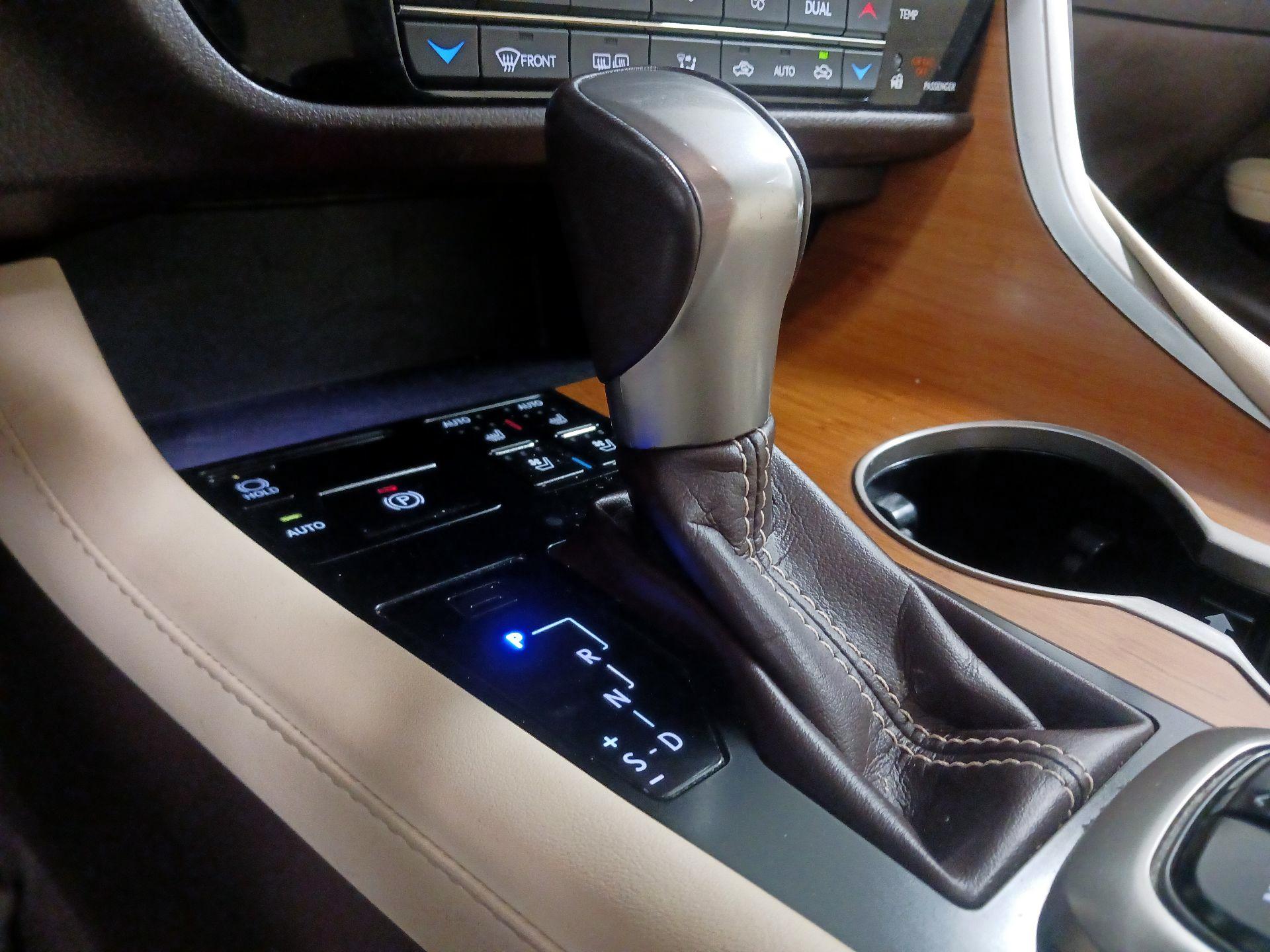 Thumbnail: 2019 Lexus RX - 16