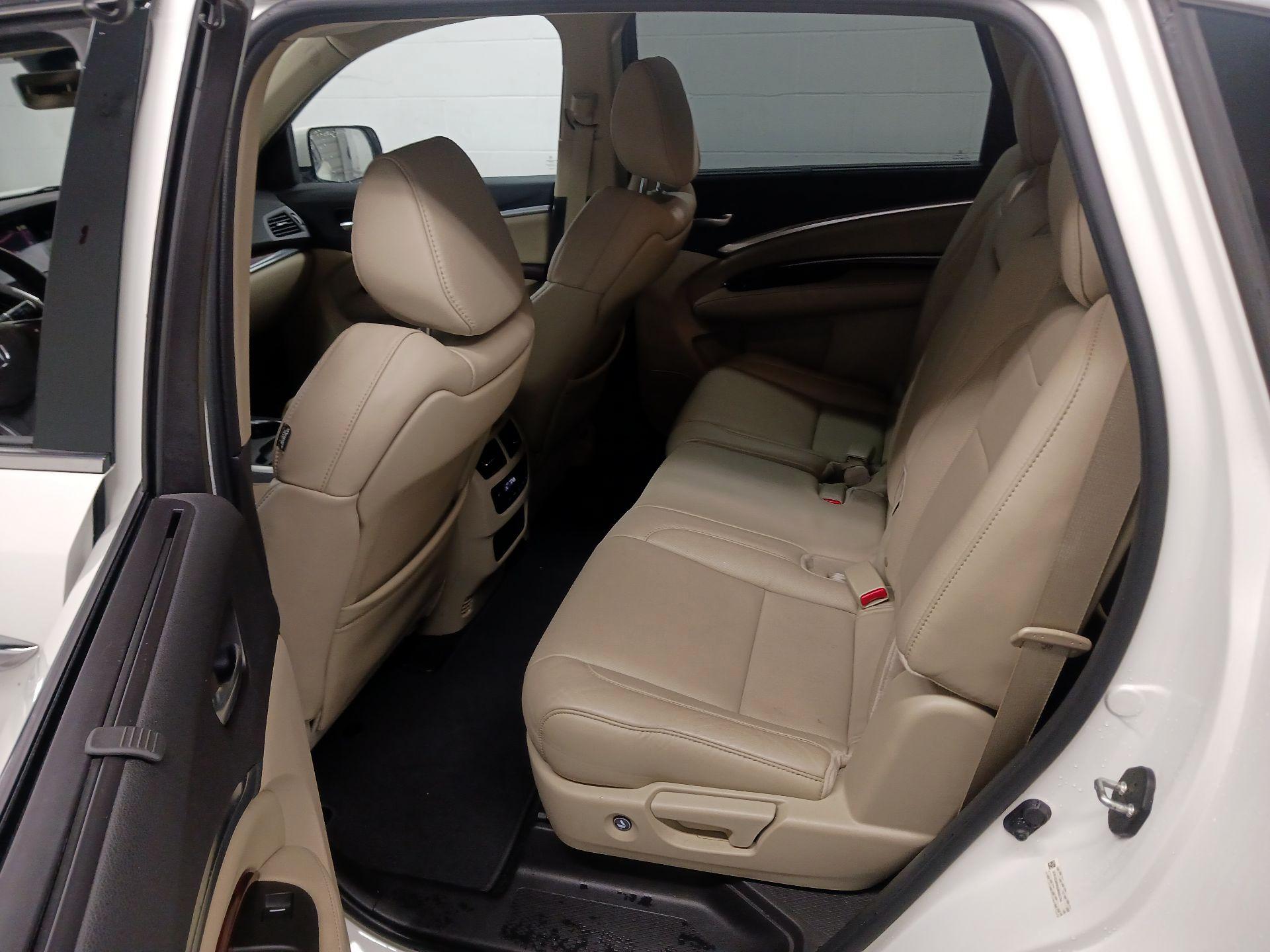 Thumbnail: 2016 Acura MDX - 18