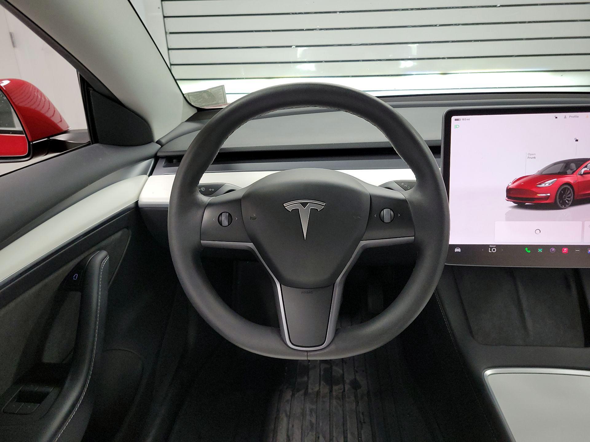 Thumbnail: 2023 Tesla Model 3 - 10