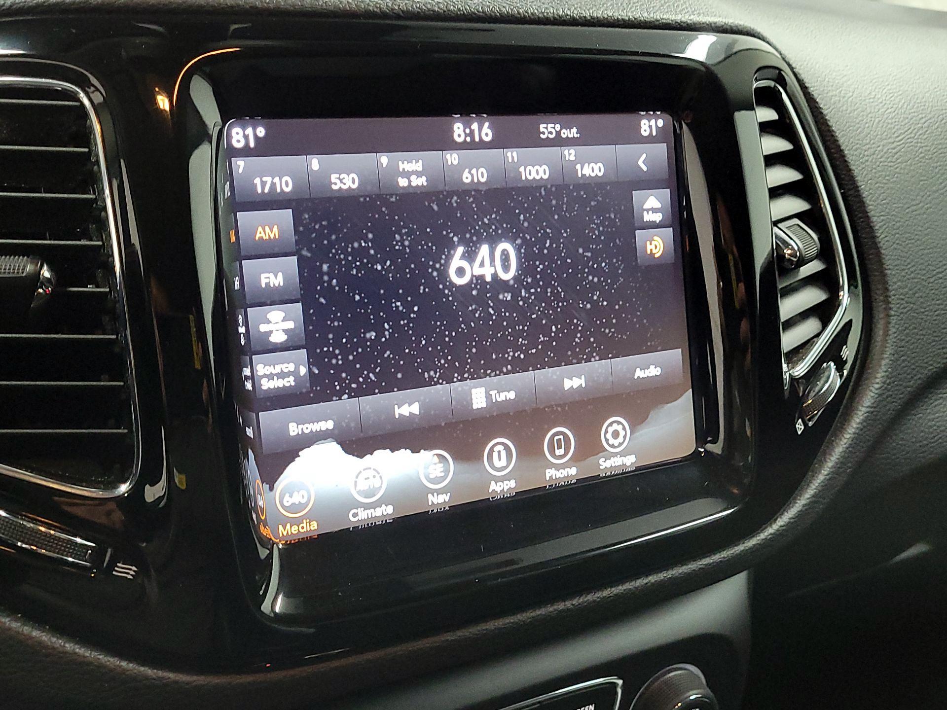 Thumbnail: 2020 Jeep Compass - 16