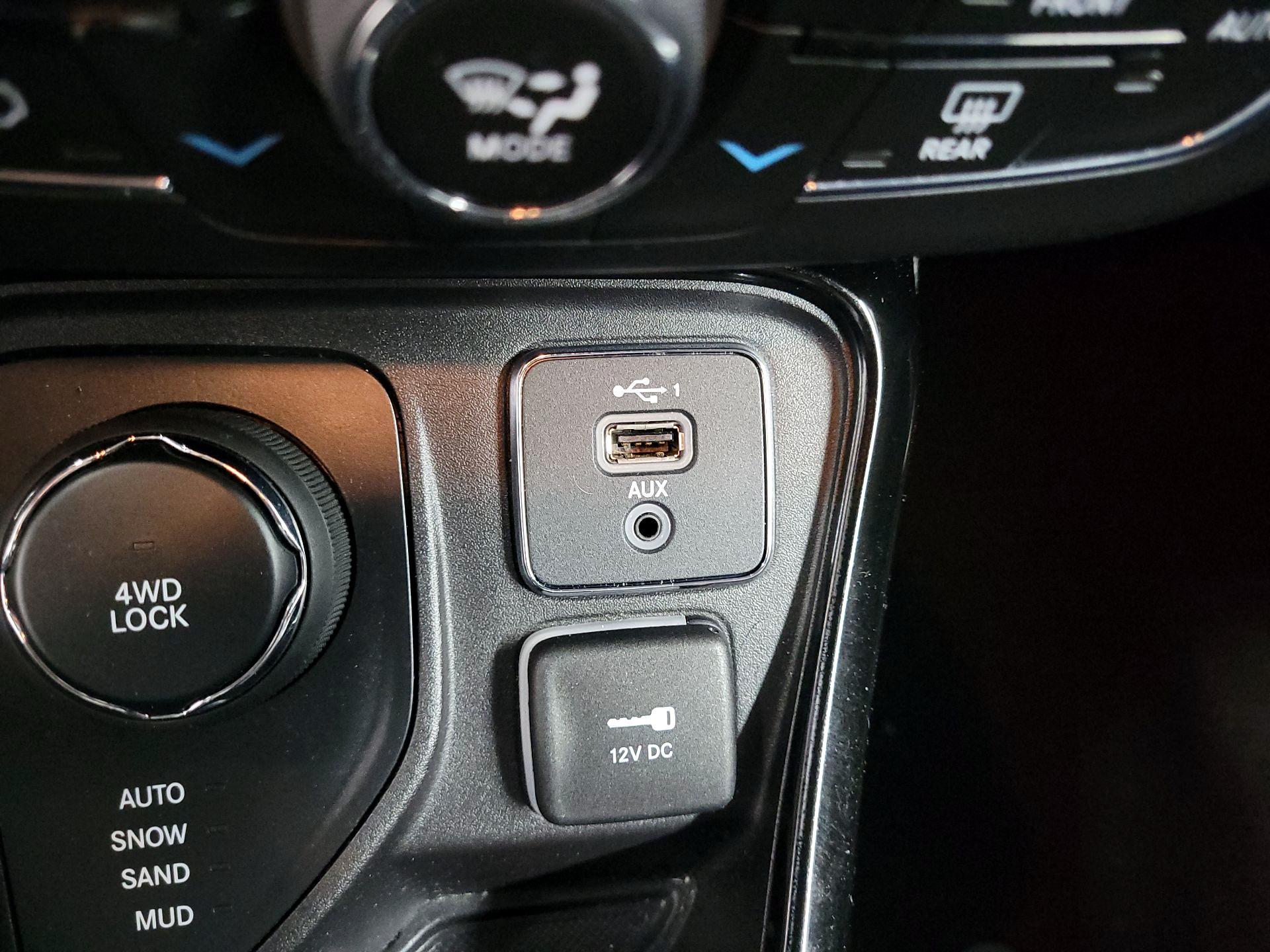 Thumbnail: 2020 Jeep Compass - 19