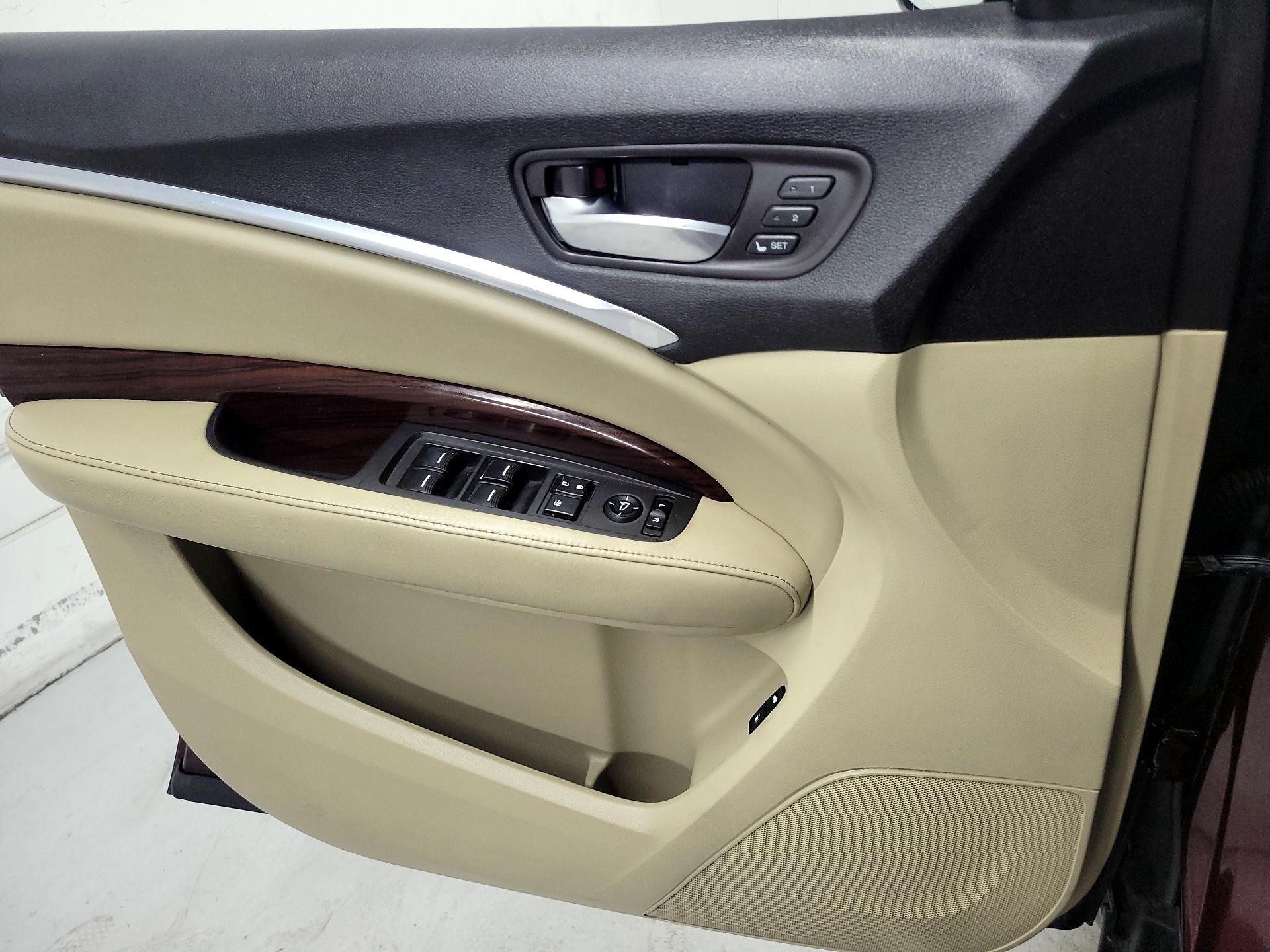 Thumbnail: 2016 Acura MDX - 12