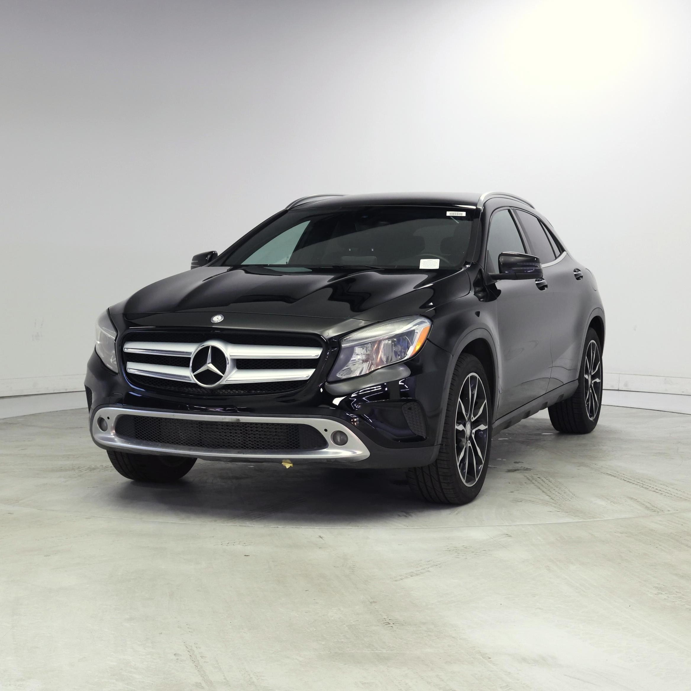 Thumbnail: 2017 Mercedes-Benz GLA - 4