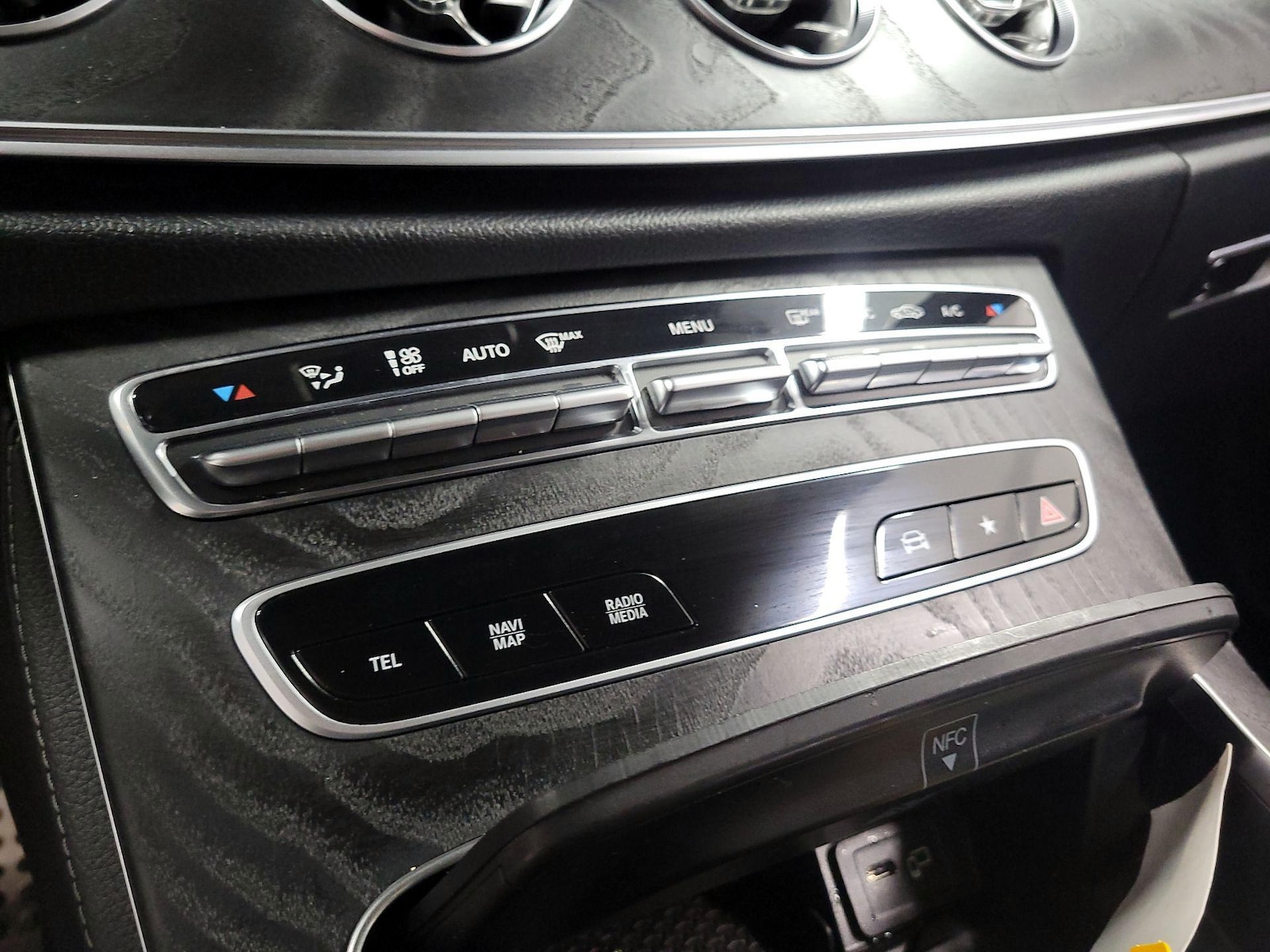 2021 Mercedes-Benz E-Class E450 - Photo 15