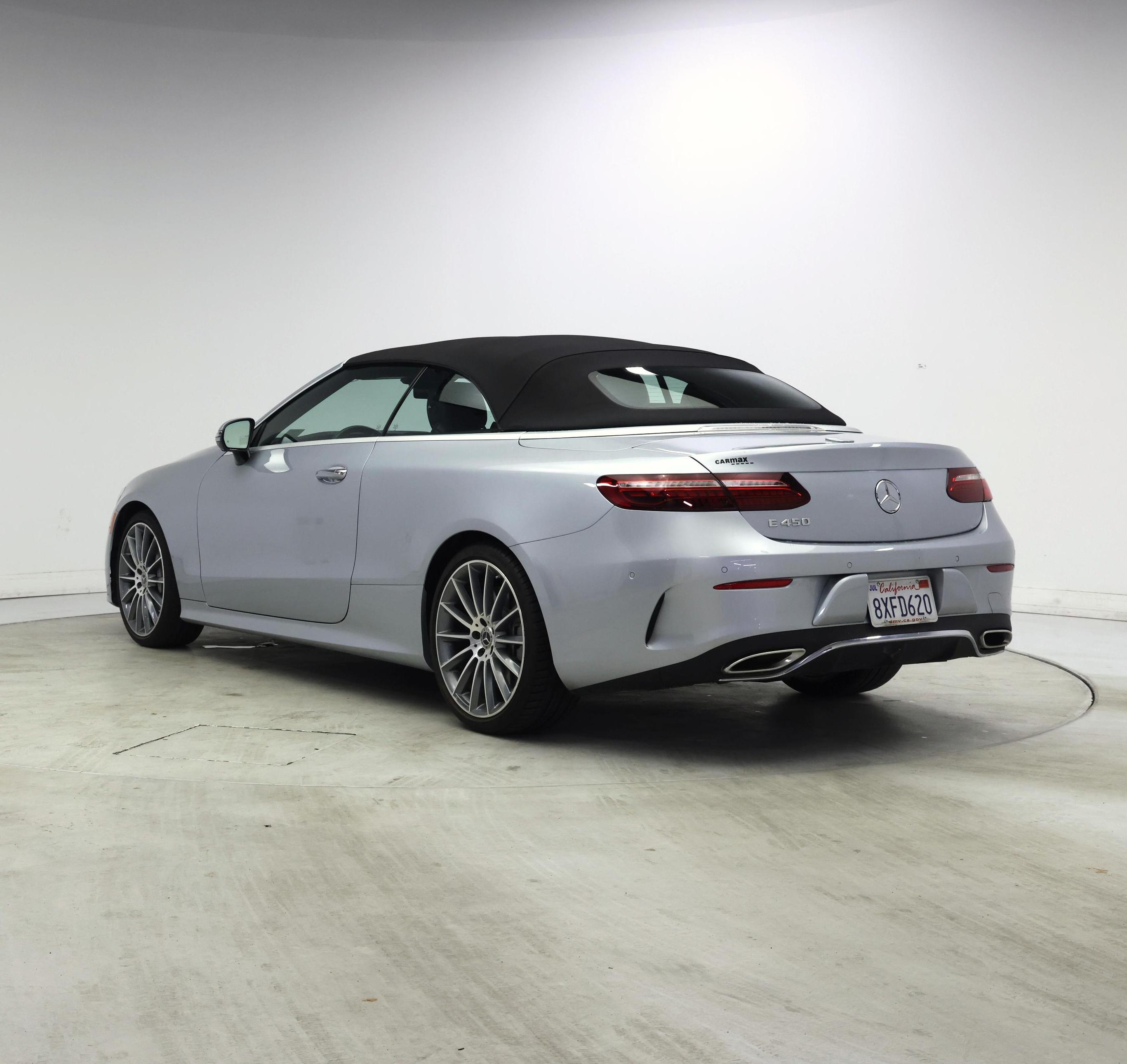 Thumbnail: 2021 Mercedes-Benz E-Class - 2
