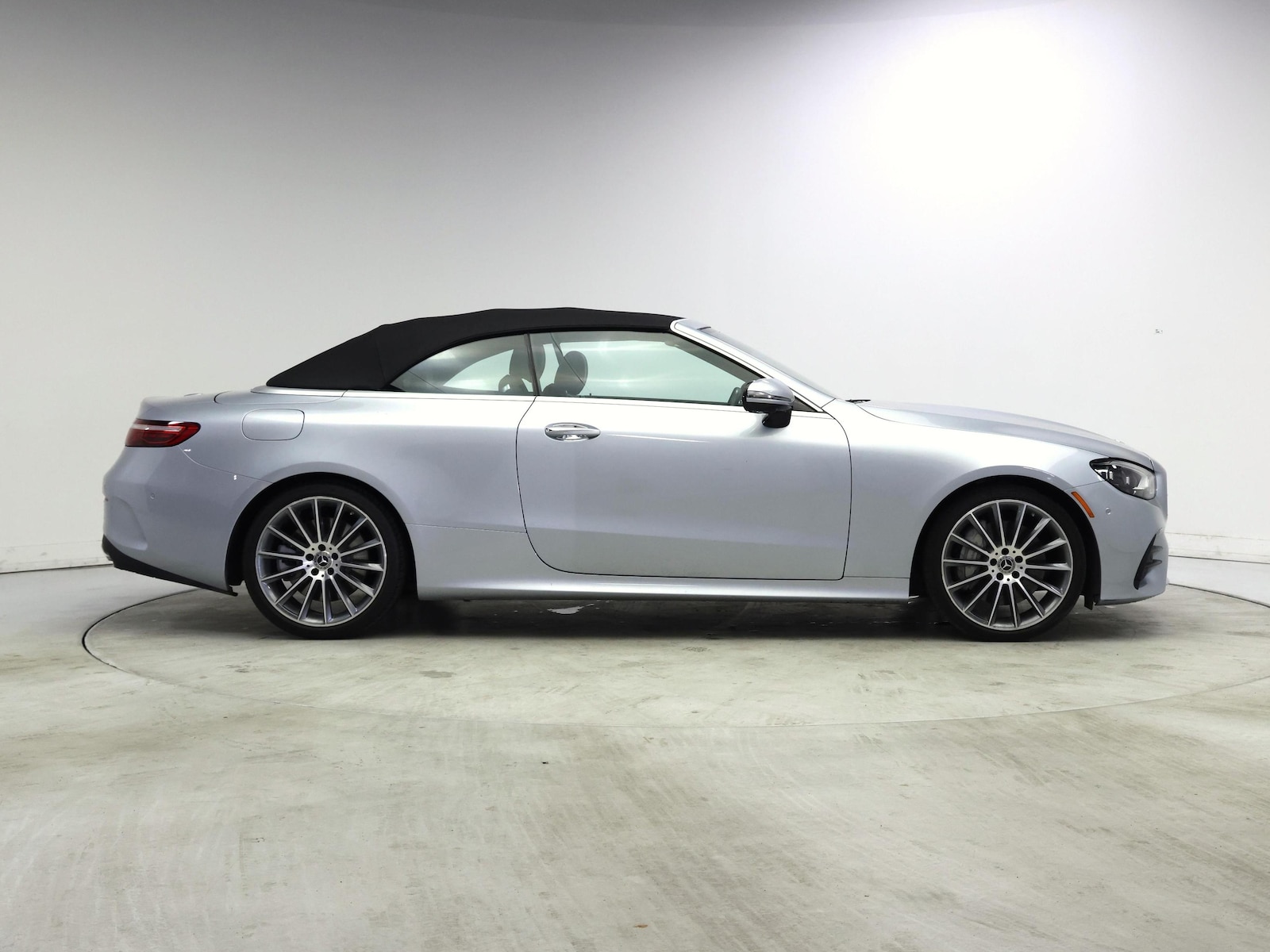 2021 Mercedes-Benz E-Class E450 - Photo 8