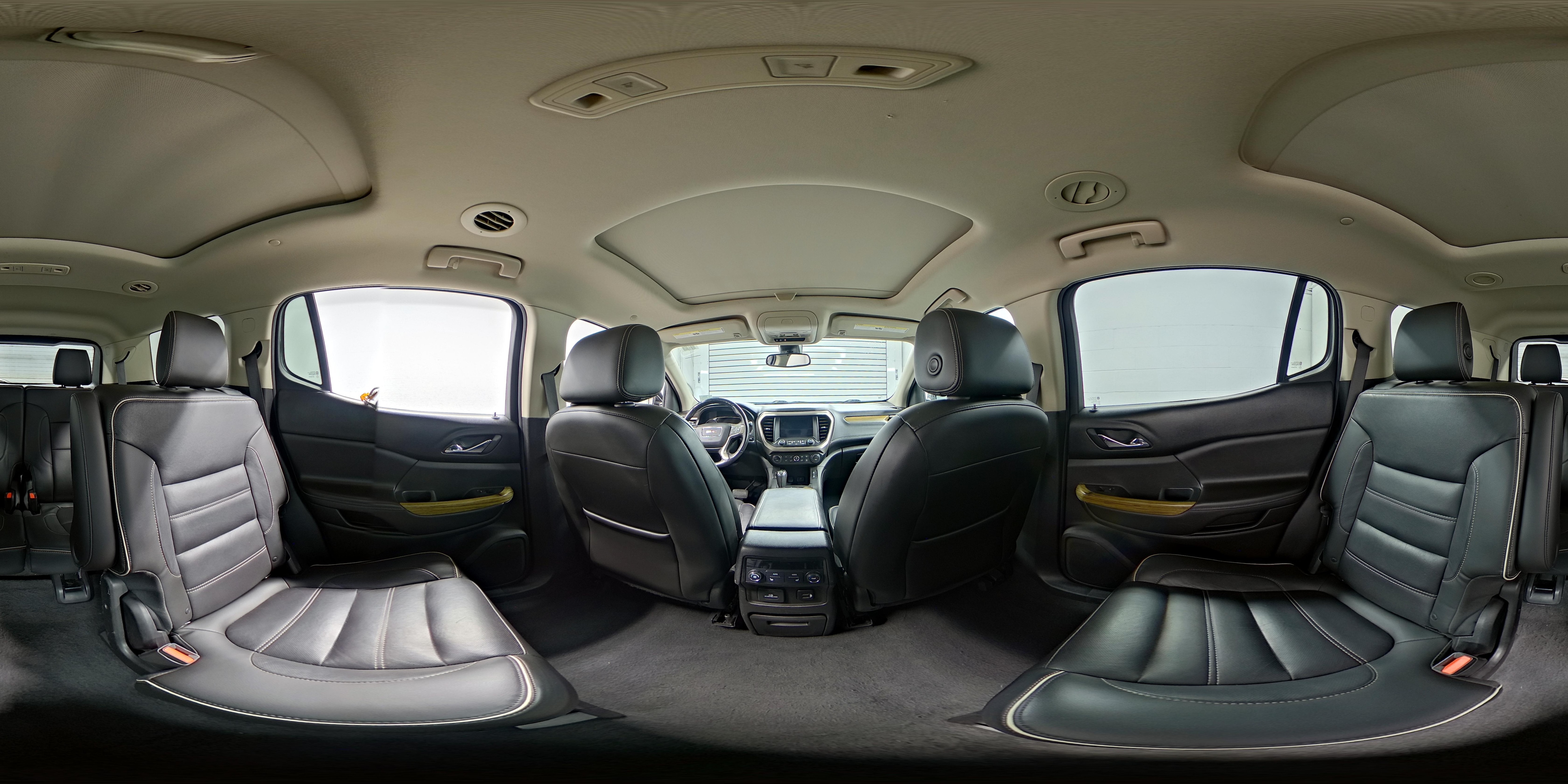 2017 GMC Acadia Denali - Photo 29