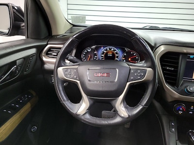 Steering Wheel & Instrument Cluster (On)