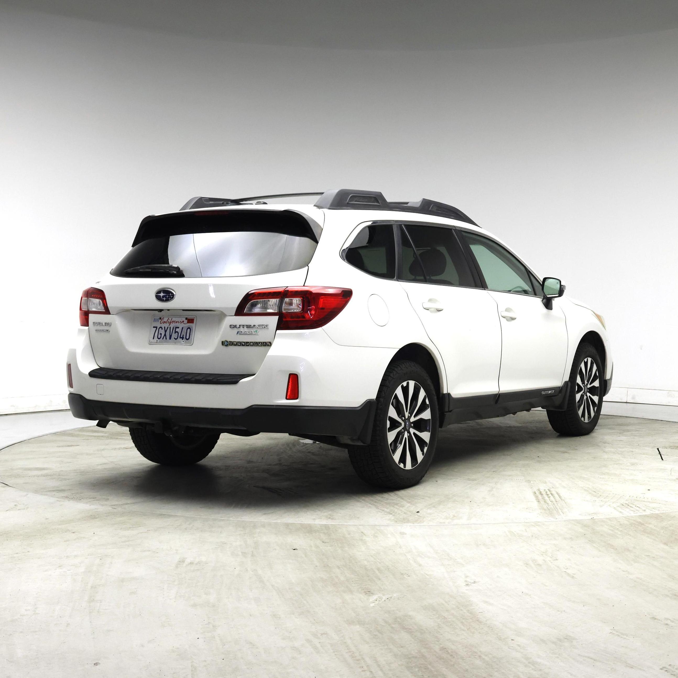 Thumbnail: 2015 Subaru Outback - 8