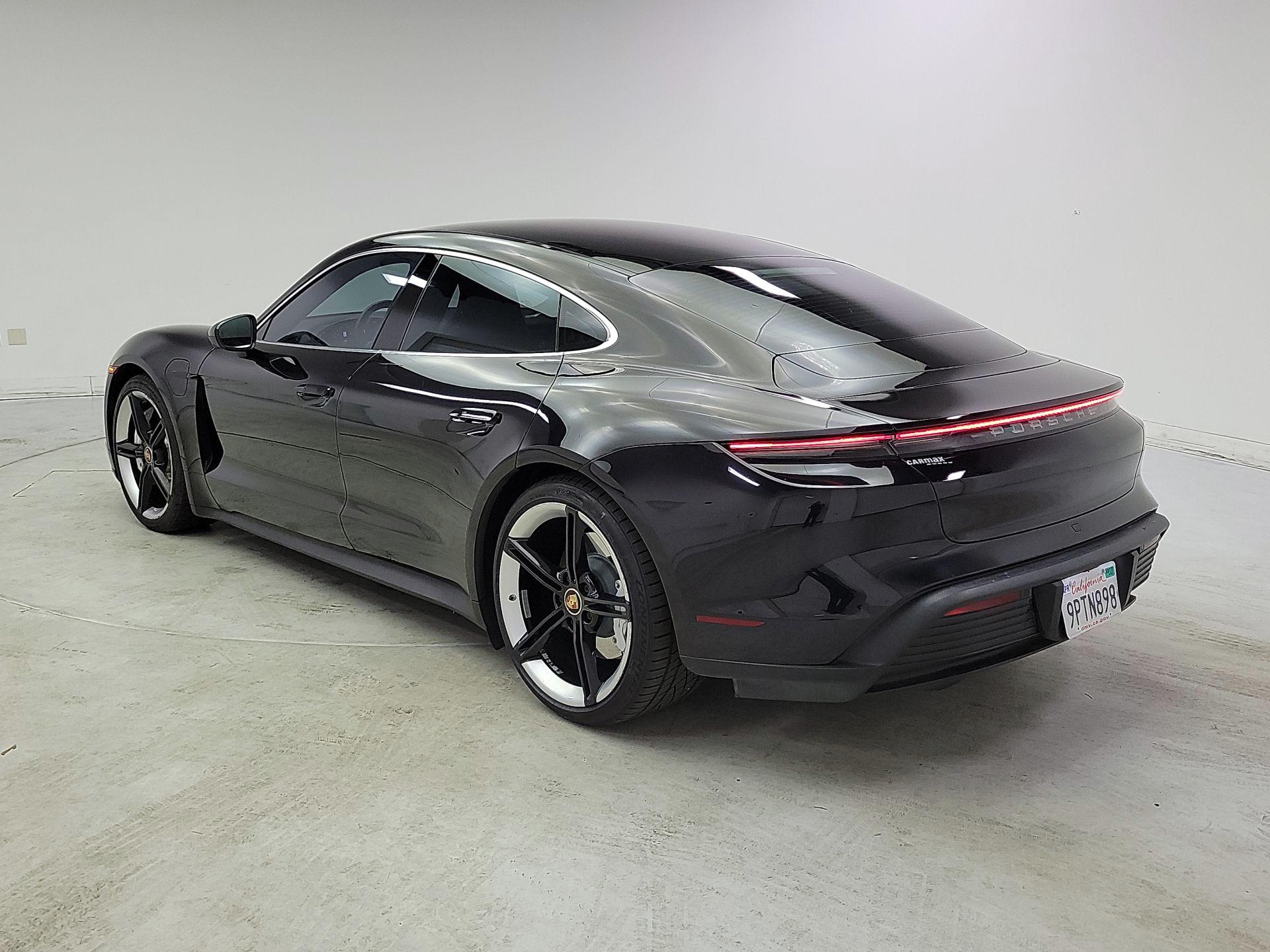 Thumbnail: 2021 Porsche Taycan - 7