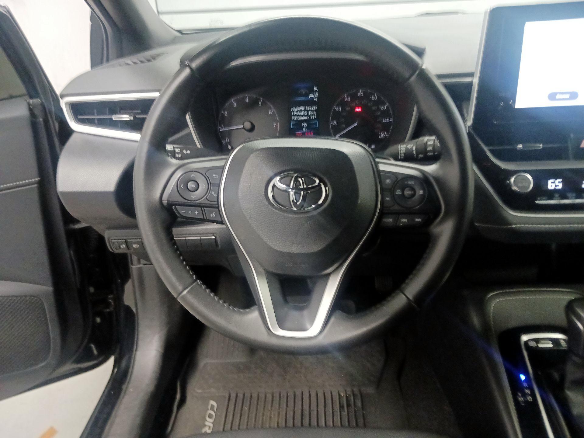 Thumbnail: 2023 Toyota Corolla - 10