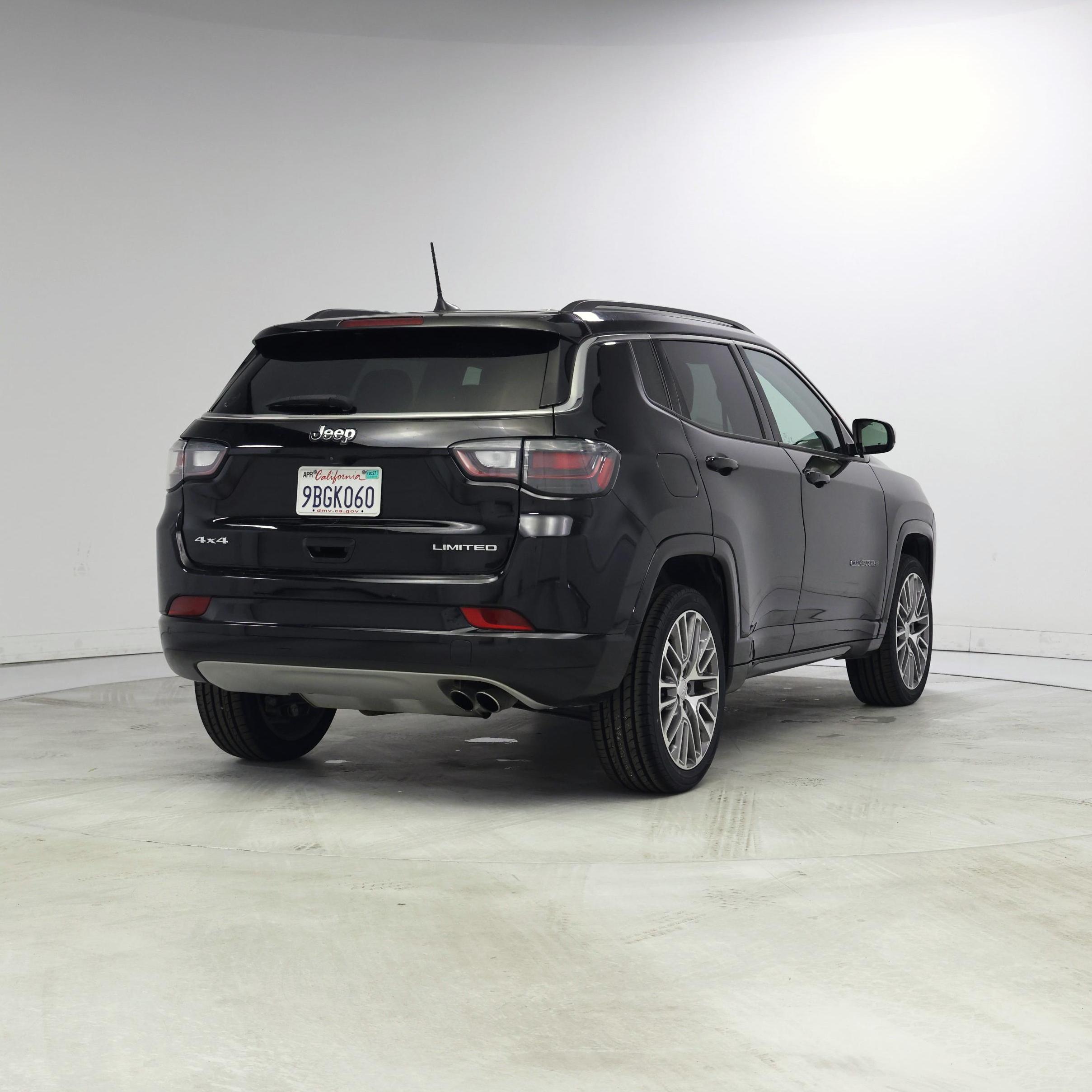 Thumbnail: 2022 Jeep Compass - 8