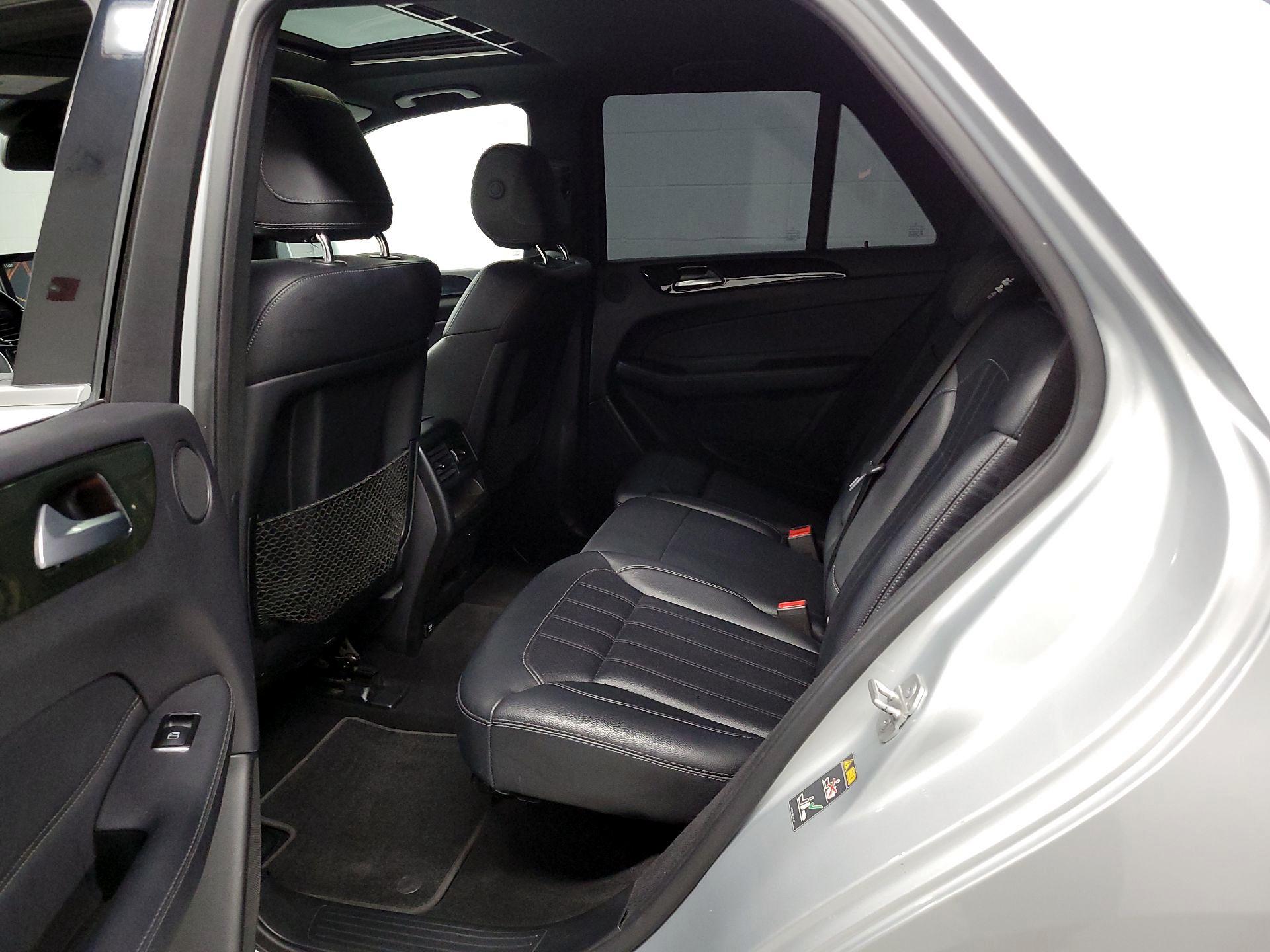 Thumbnail: 2016 Mercedes-Benz GLE - 20