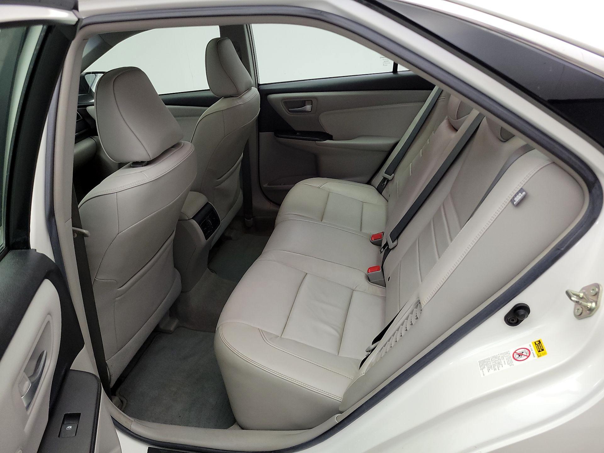 Thumbnail: 2017 Toyota Camry - 19