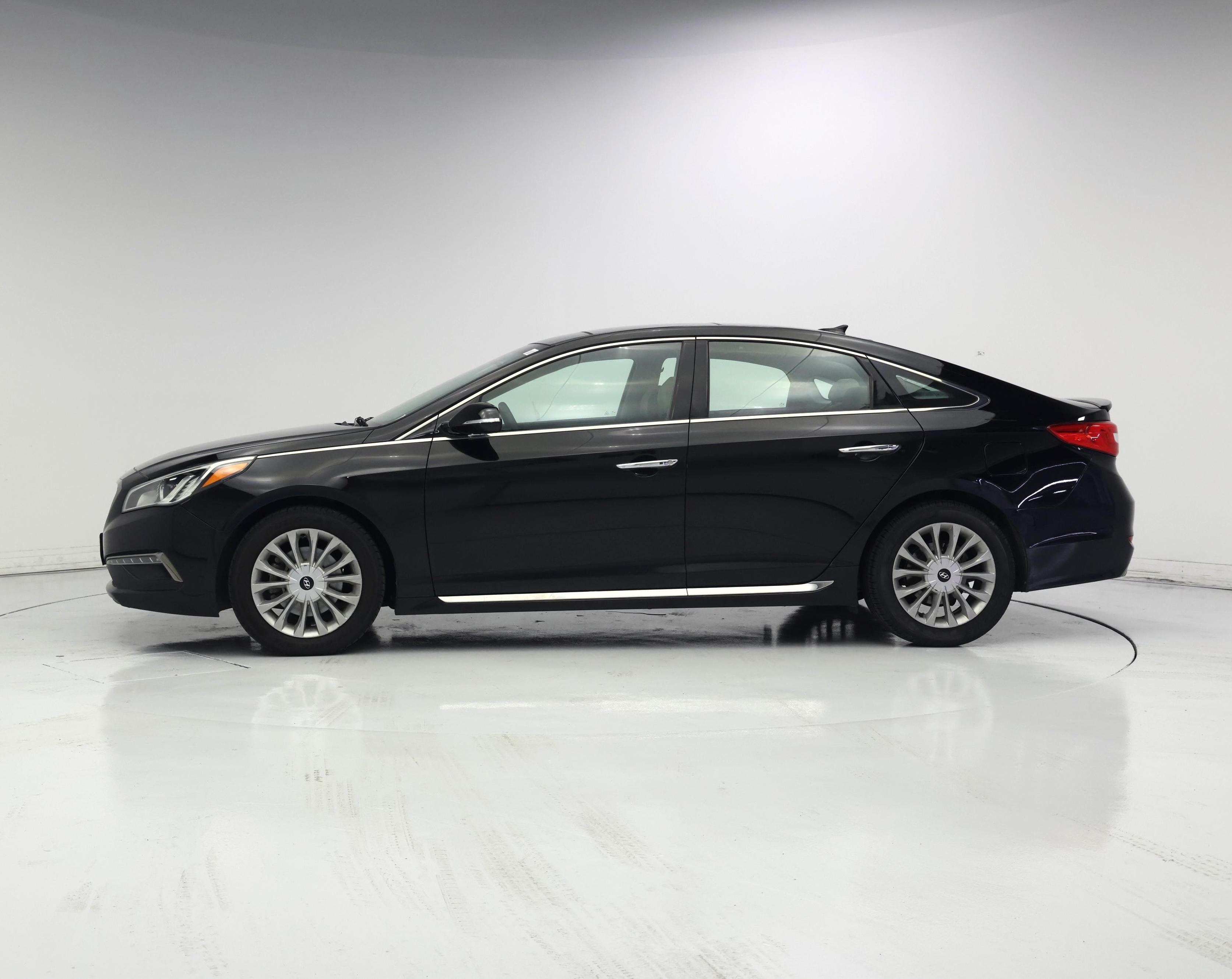 Thumbnail: 2015 Hyundai Sonata - 3