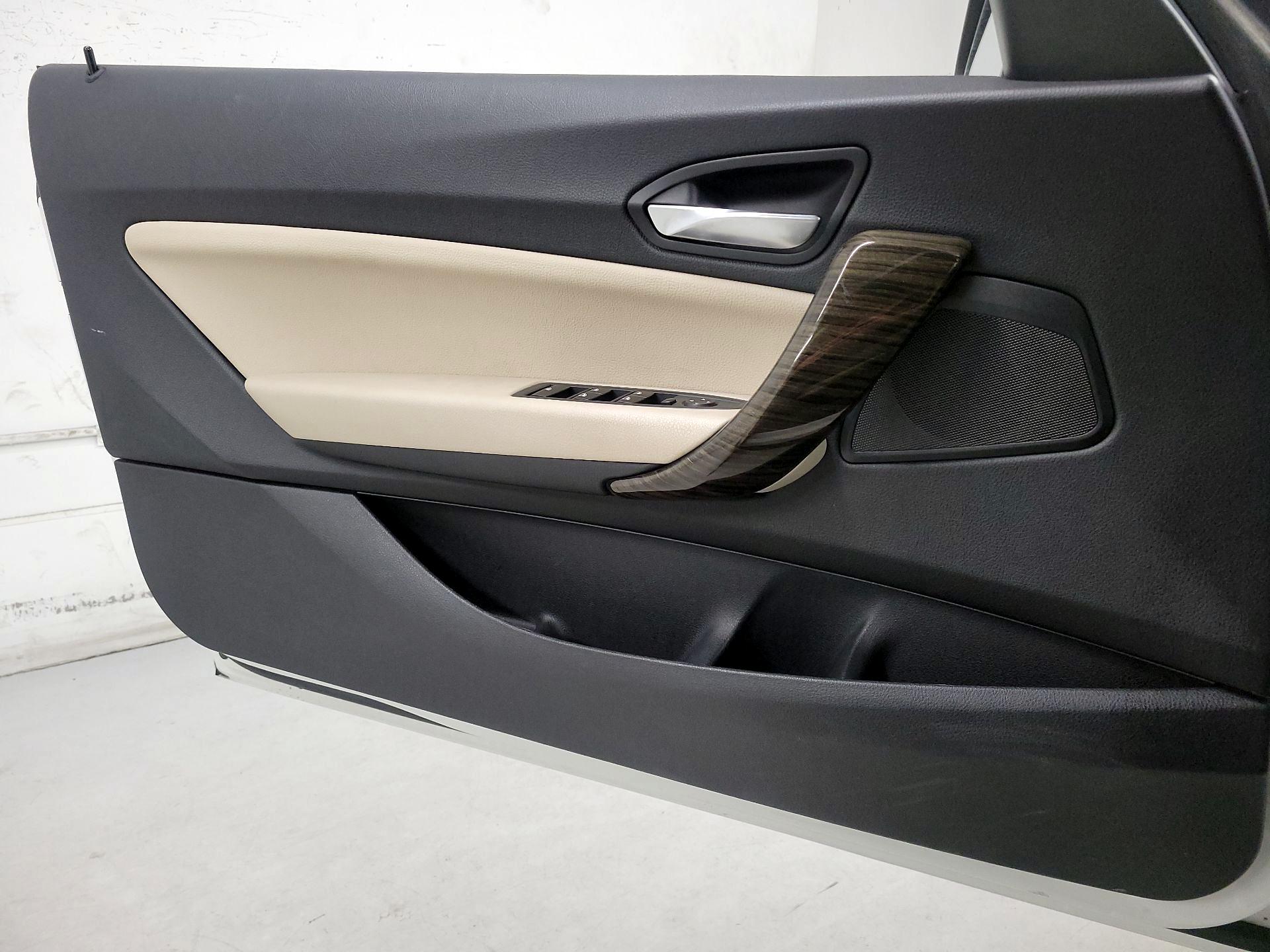 Thumbnail: 2015 BMW 2 Series - 12