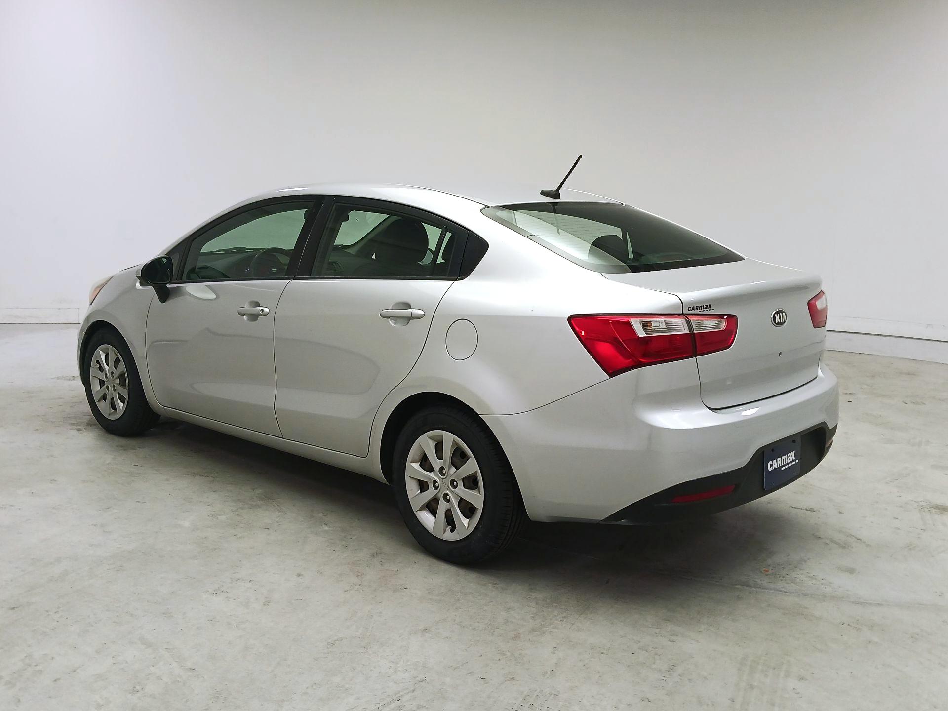 Thumbnail: 2015 Kia Rio - 7