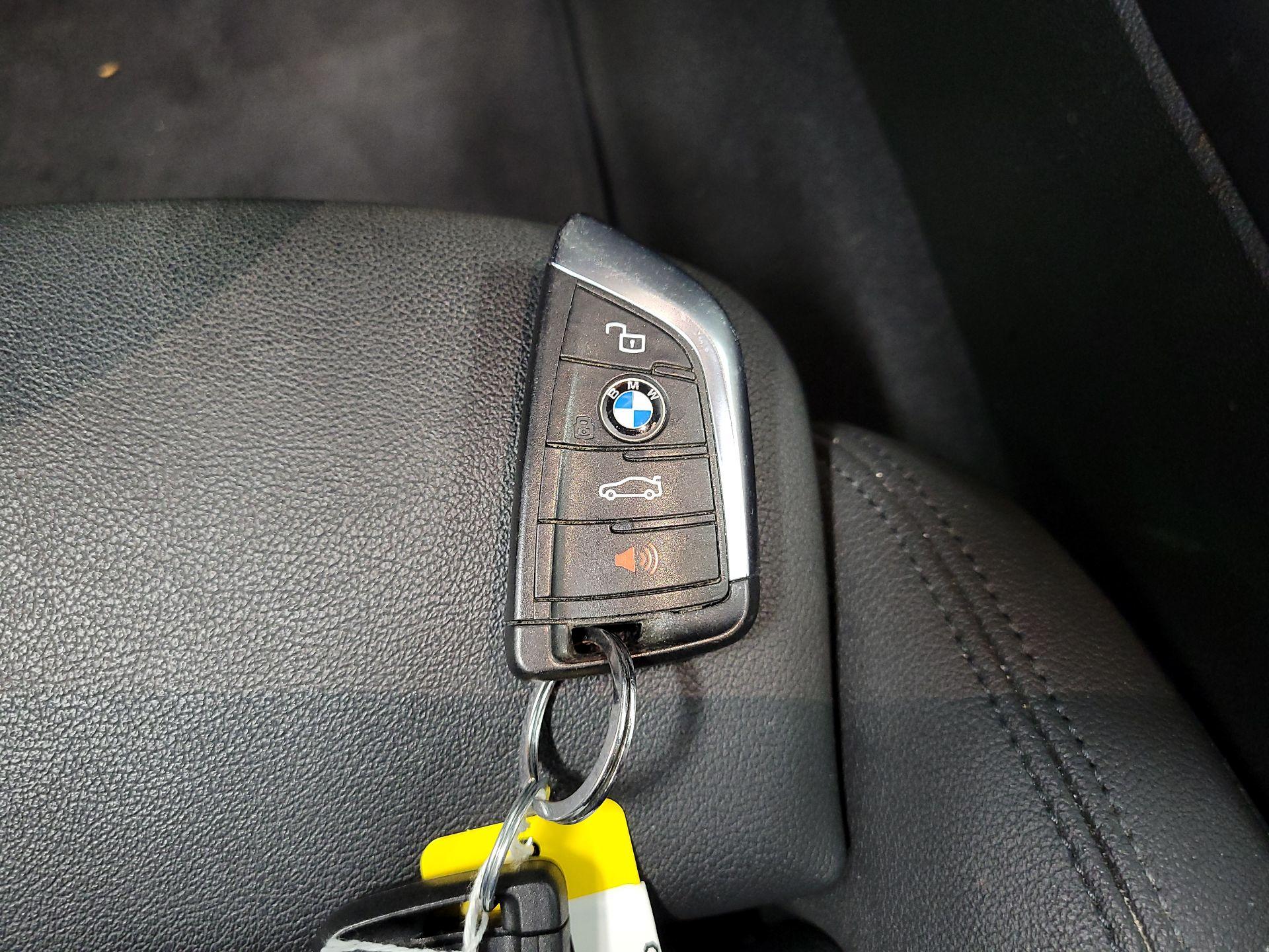 Thumbnail: 2021 BMW 3 Series - 19