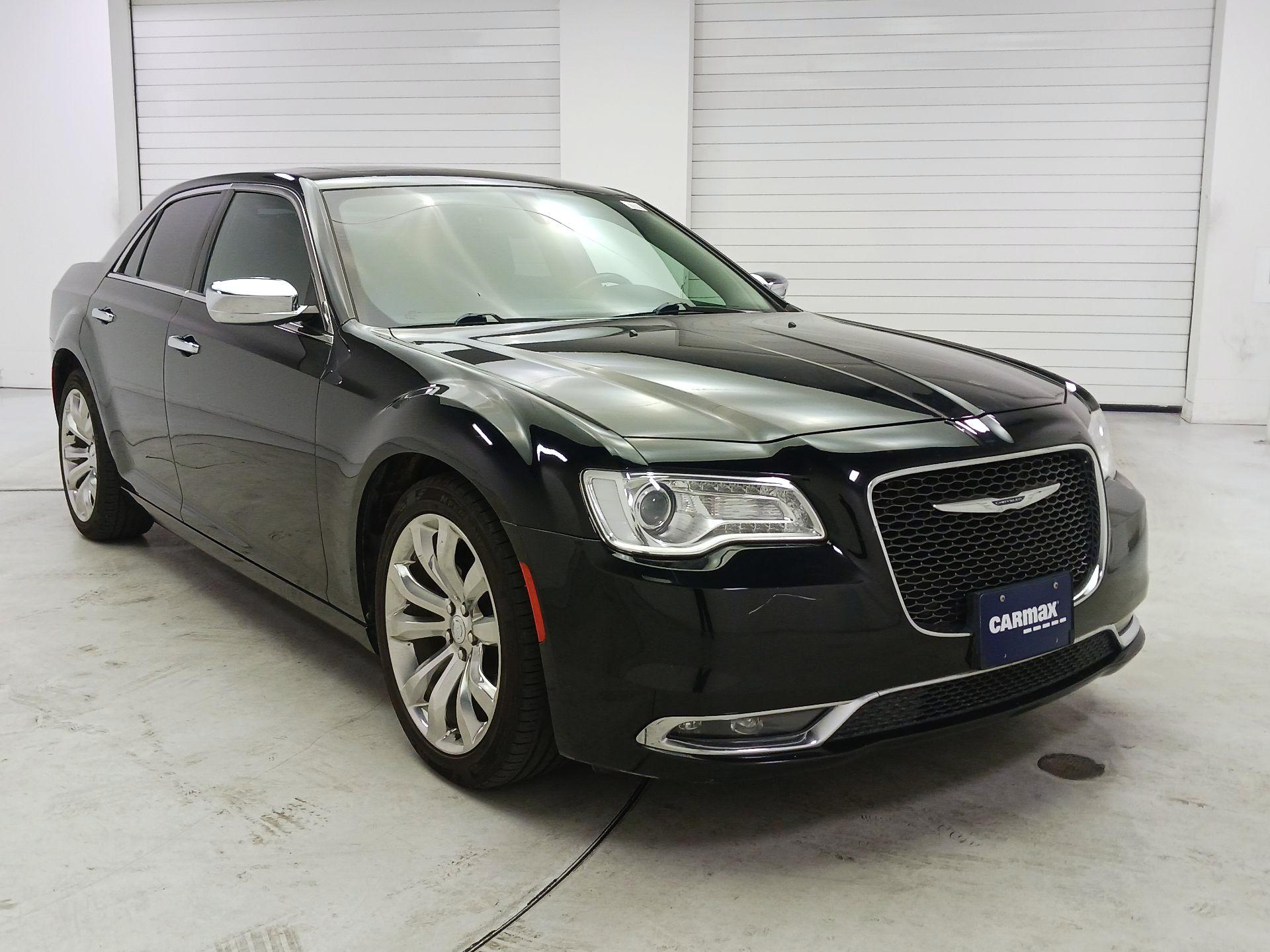 Thumbnail: 2017 Chrysler 300 - 1