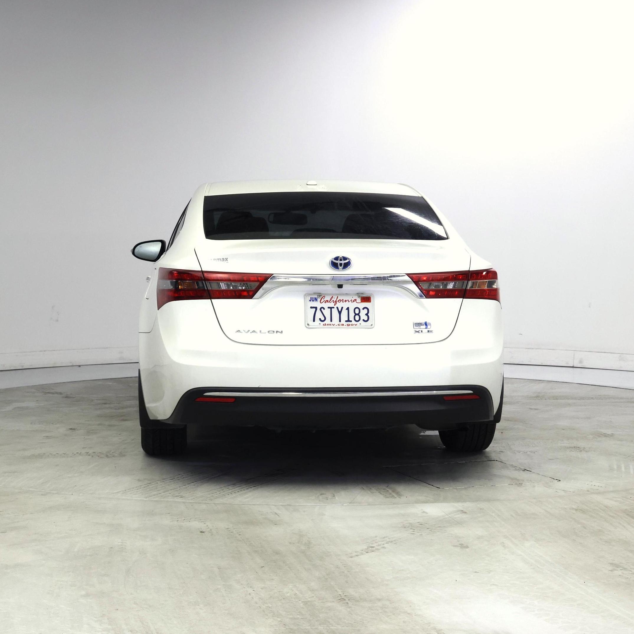 Thumbnail: 2016 Toyota Avalon - 6