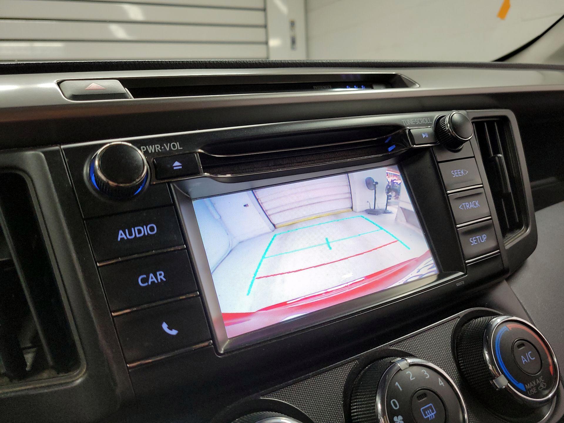 Thumbnail: 2017 Toyota RAV4 - 14