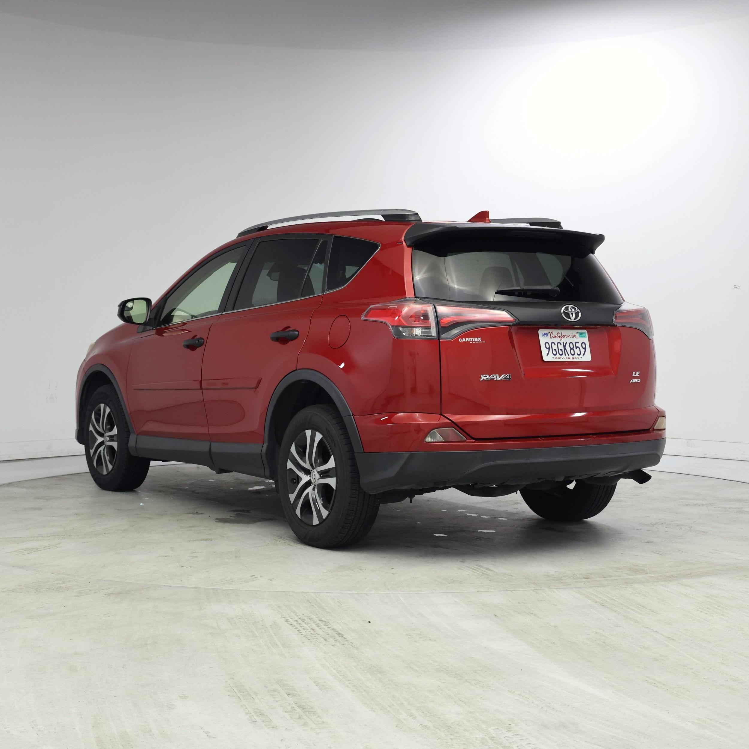 Thumbnail: 2017 Toyota RAV4 - 2