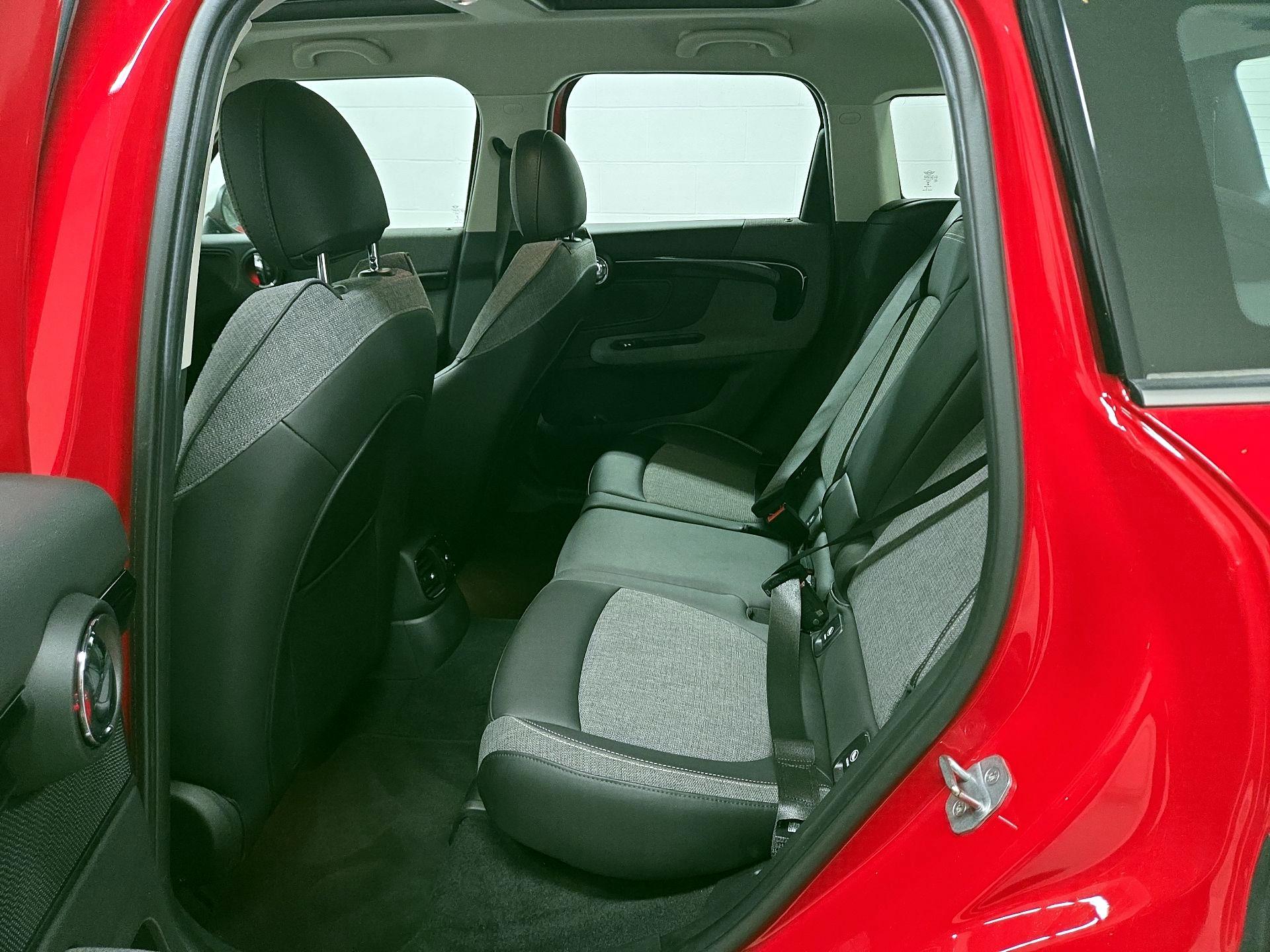 Thumbnail: 2019 MINI Cooper Countryman - 19