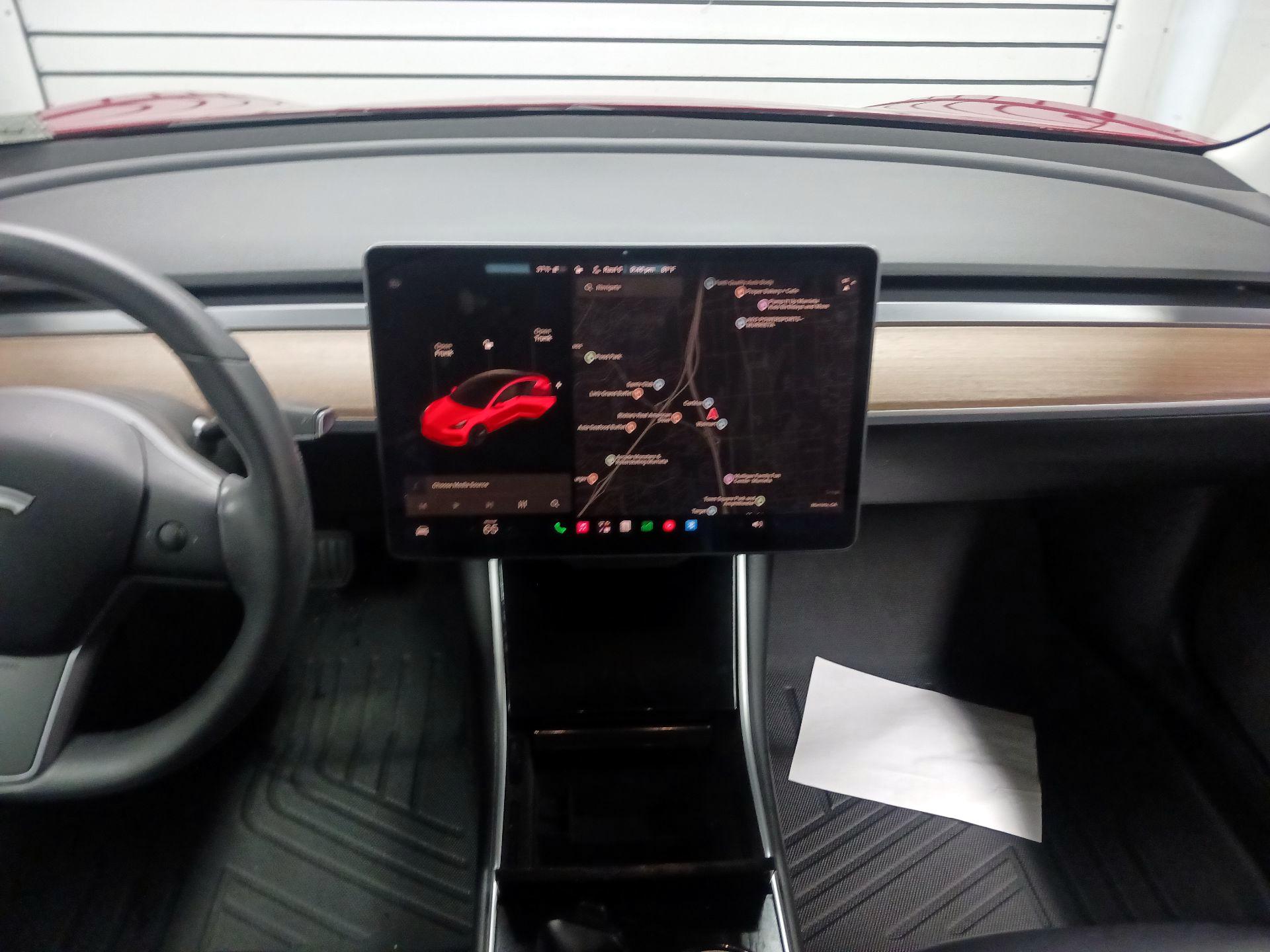 Thumbnail: 2020 Tesla Model 3 - 9