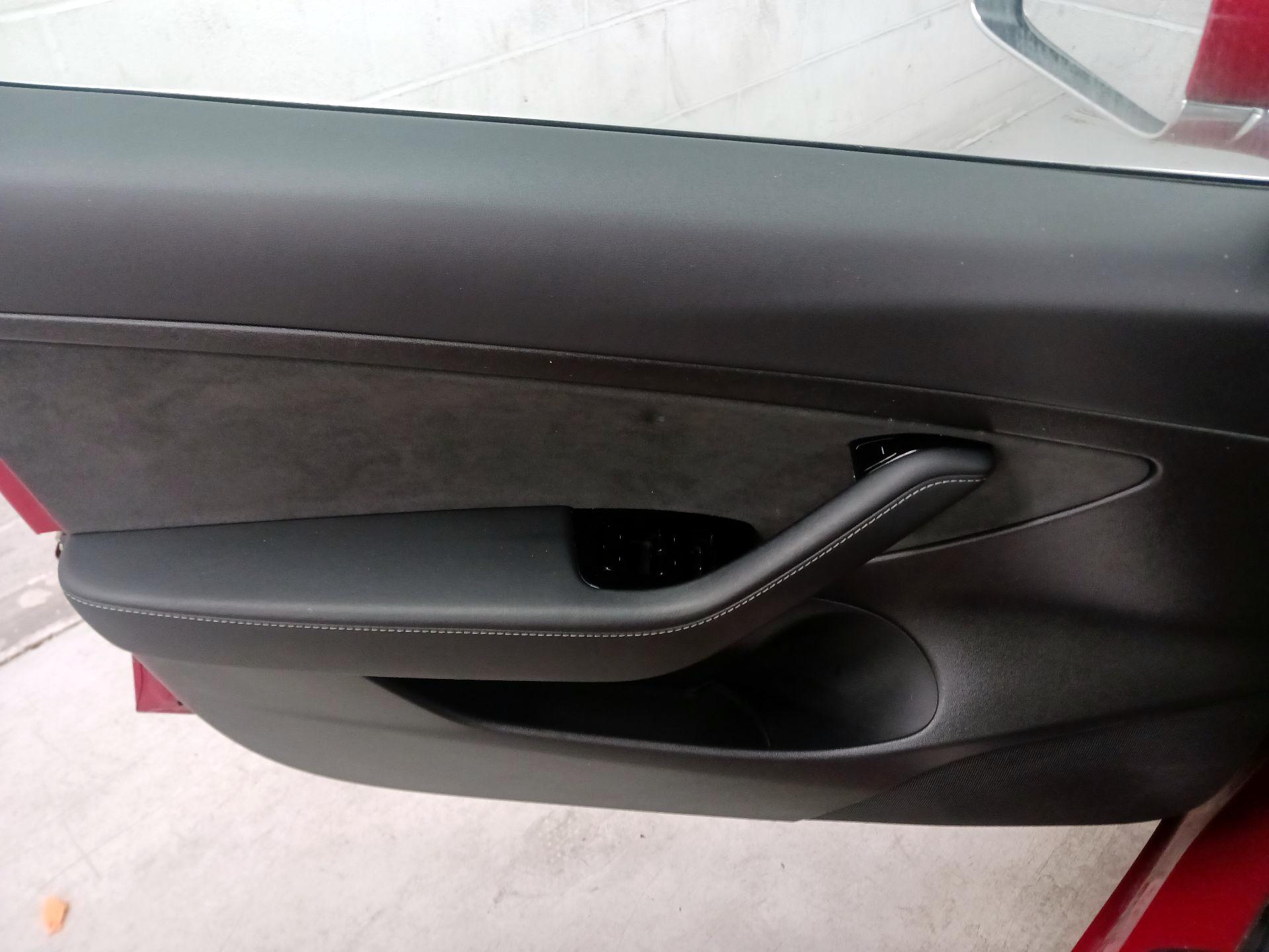 Thumbnail: 2020 Tesla Model 3 - 12