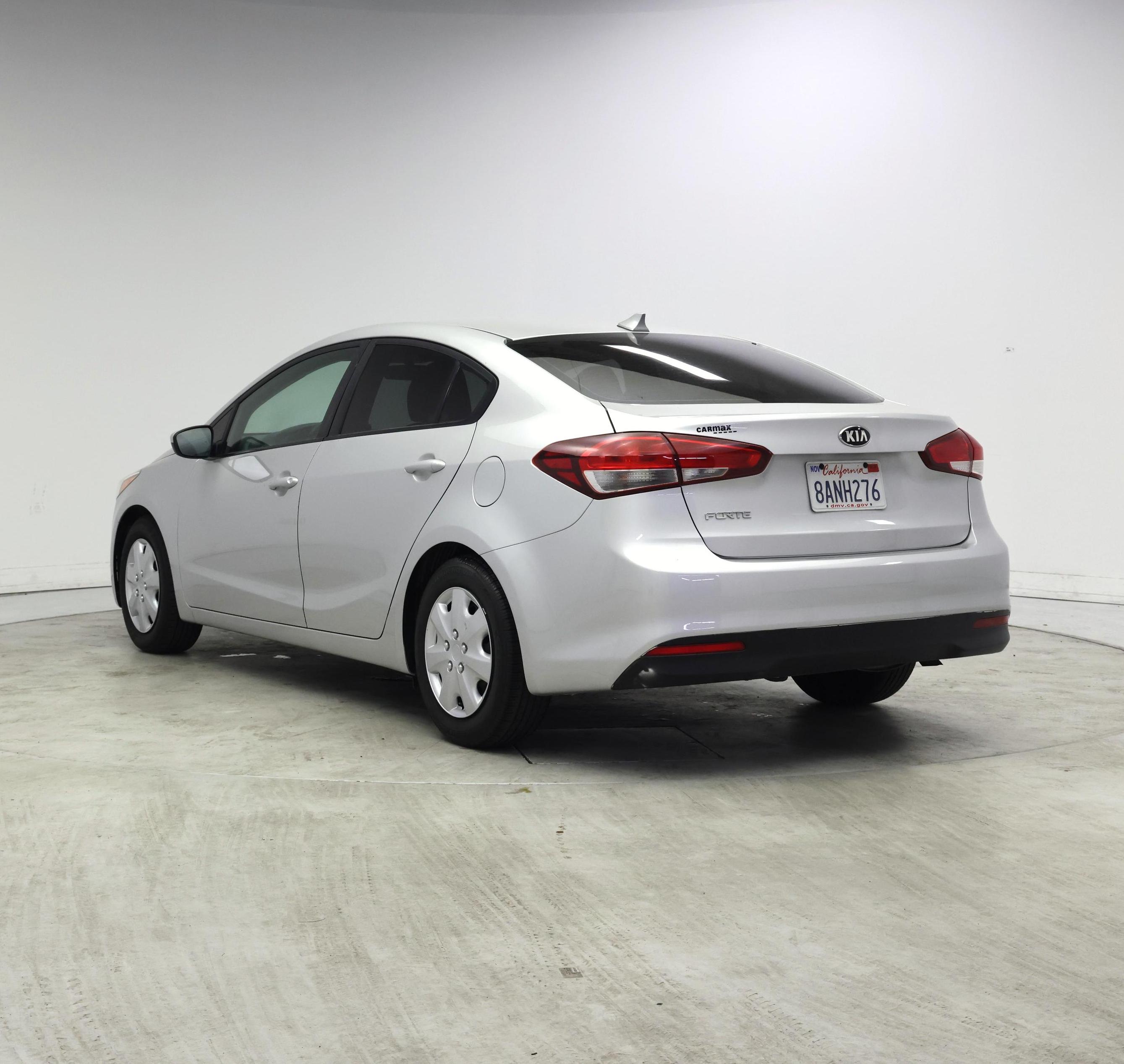Thumbnail: 2017 Kia Forte - 2