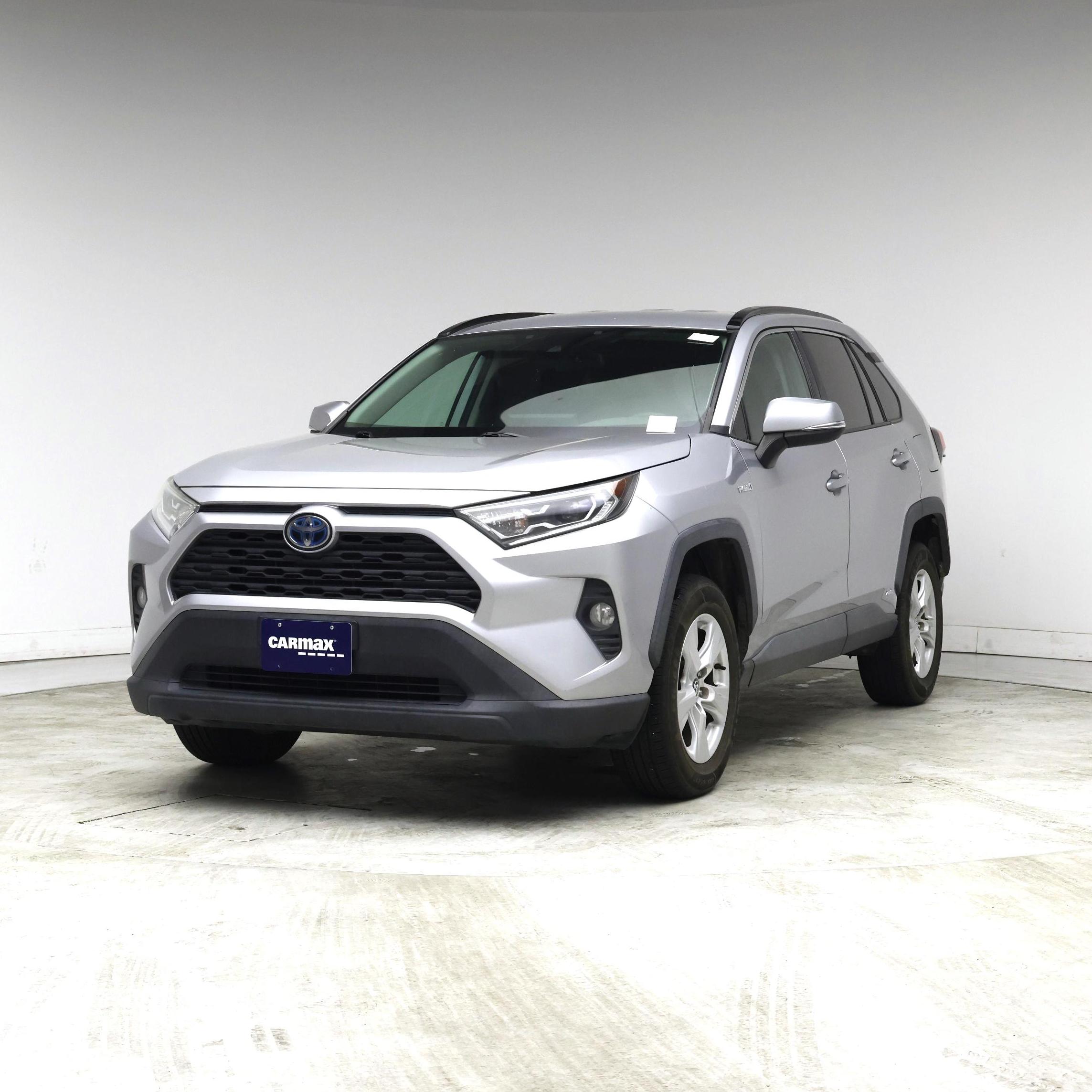 Thumbnail: 2021 Toyota RAV4 - 4