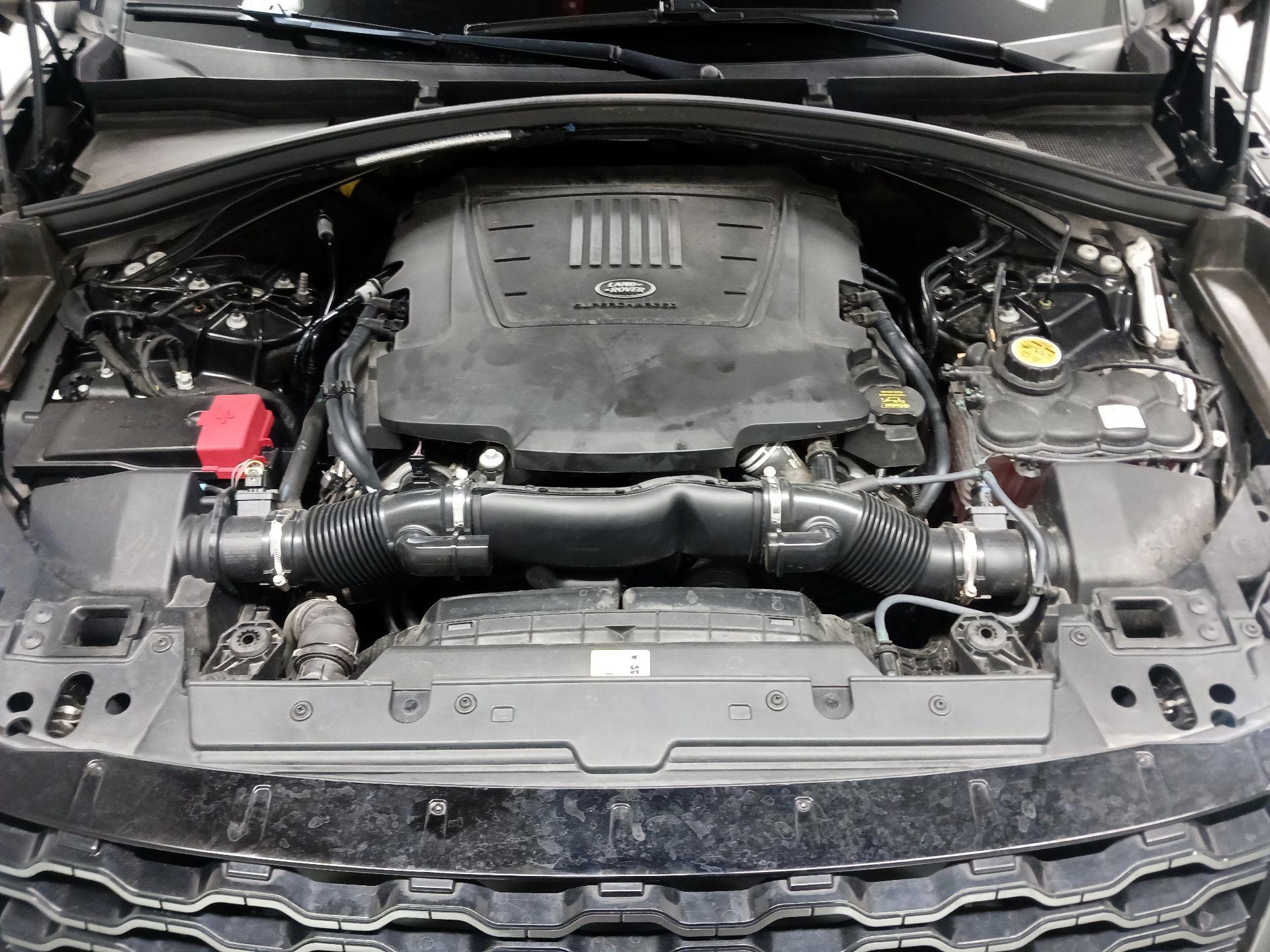 Thumbnail: 2019 Land Rover Range Rover Velar - 17