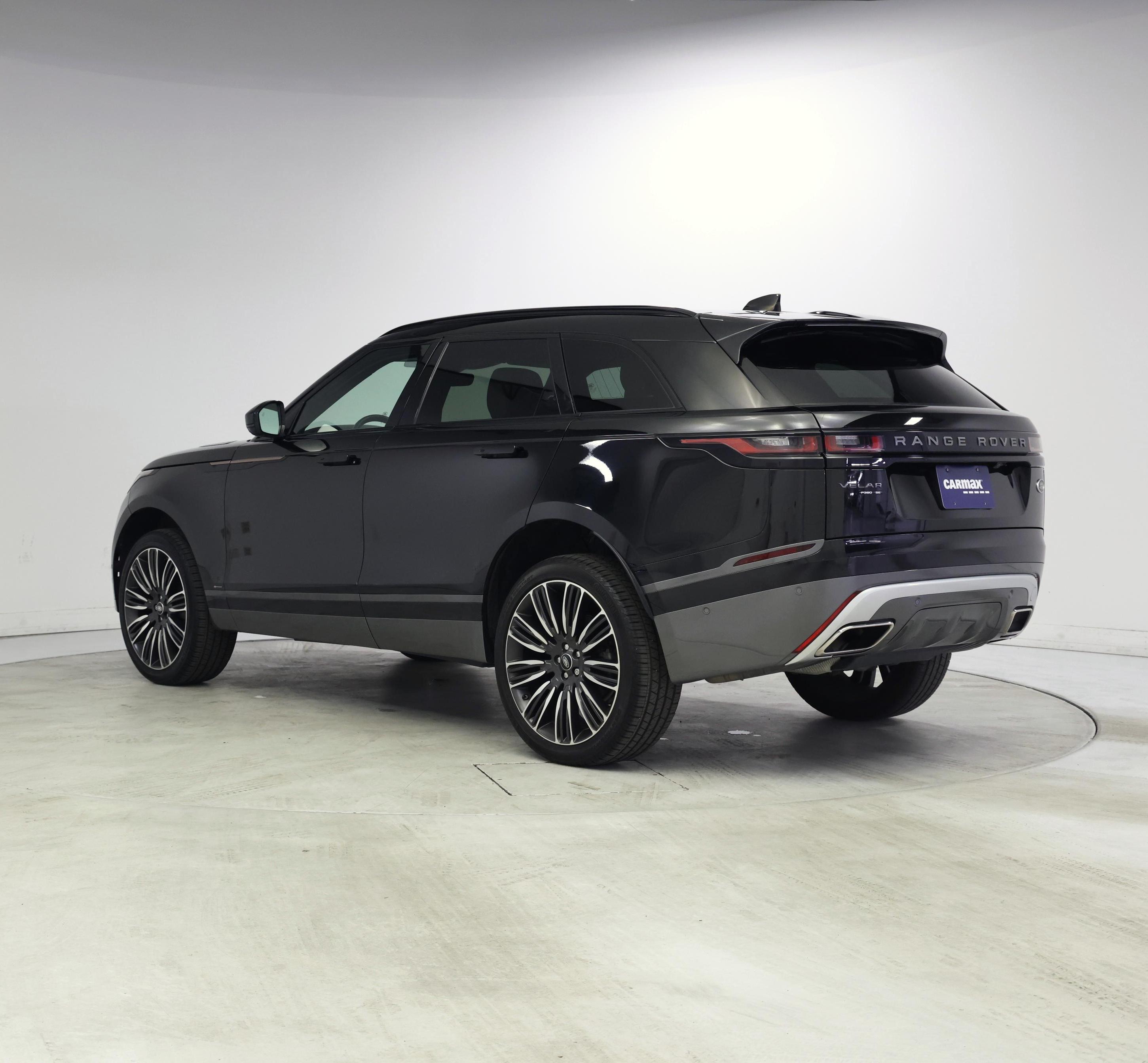 Thumbnail: 2019 Land Rover Range Rover Velar - 2