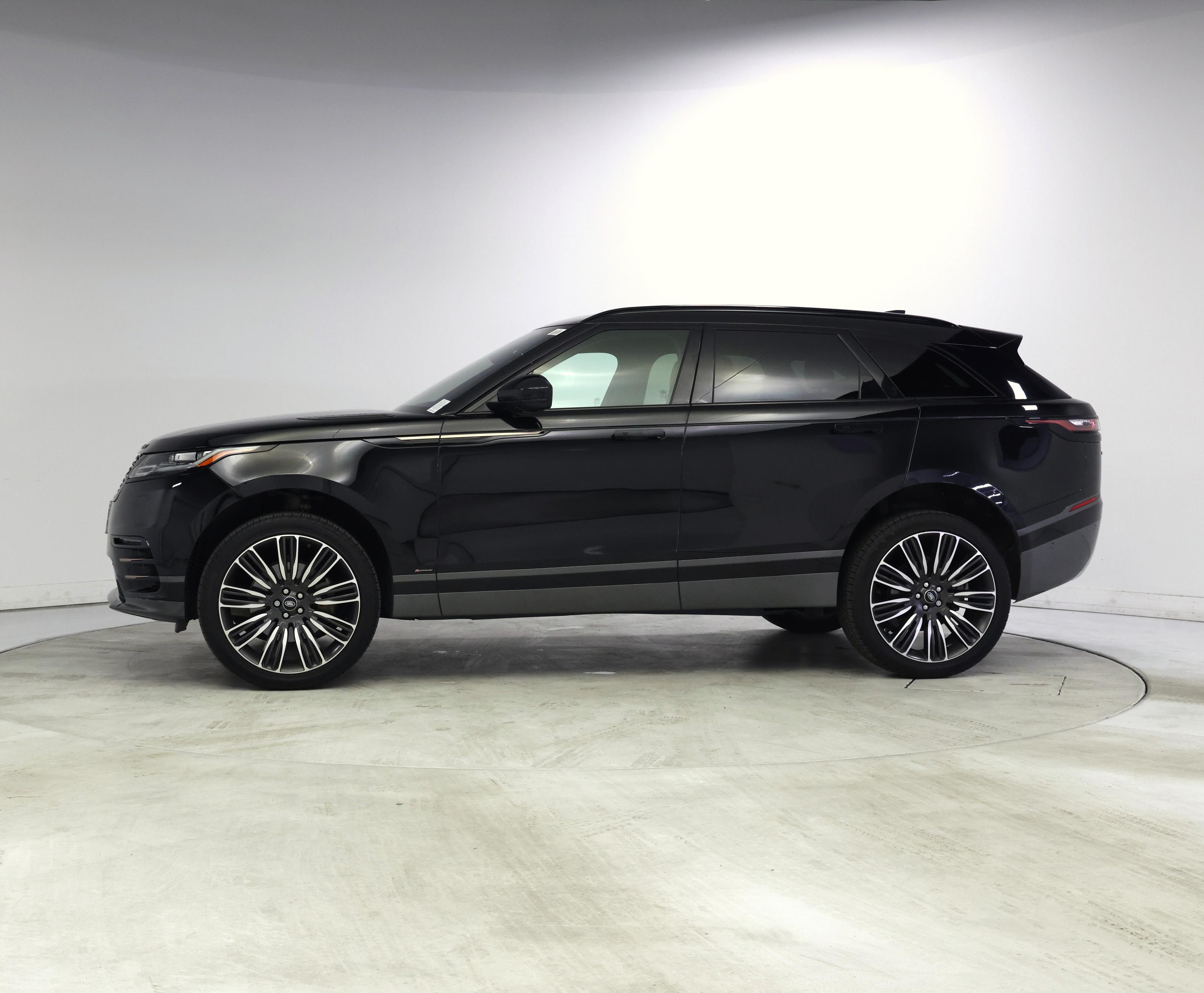 Thumbnail: 2019 Land Rover Range Rover Velar - 3