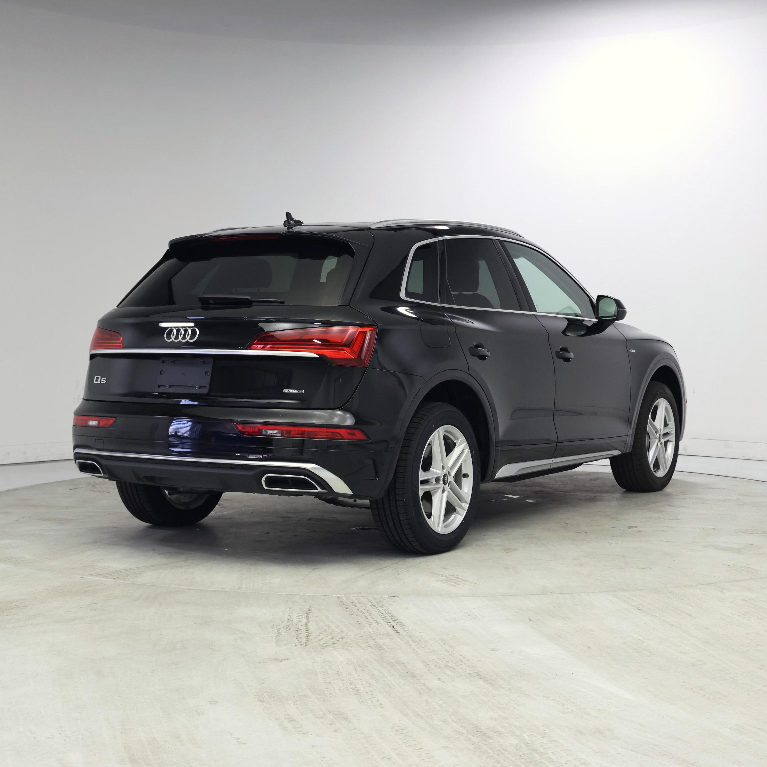 Thumbnail: 2024 Audi Q5 - 8