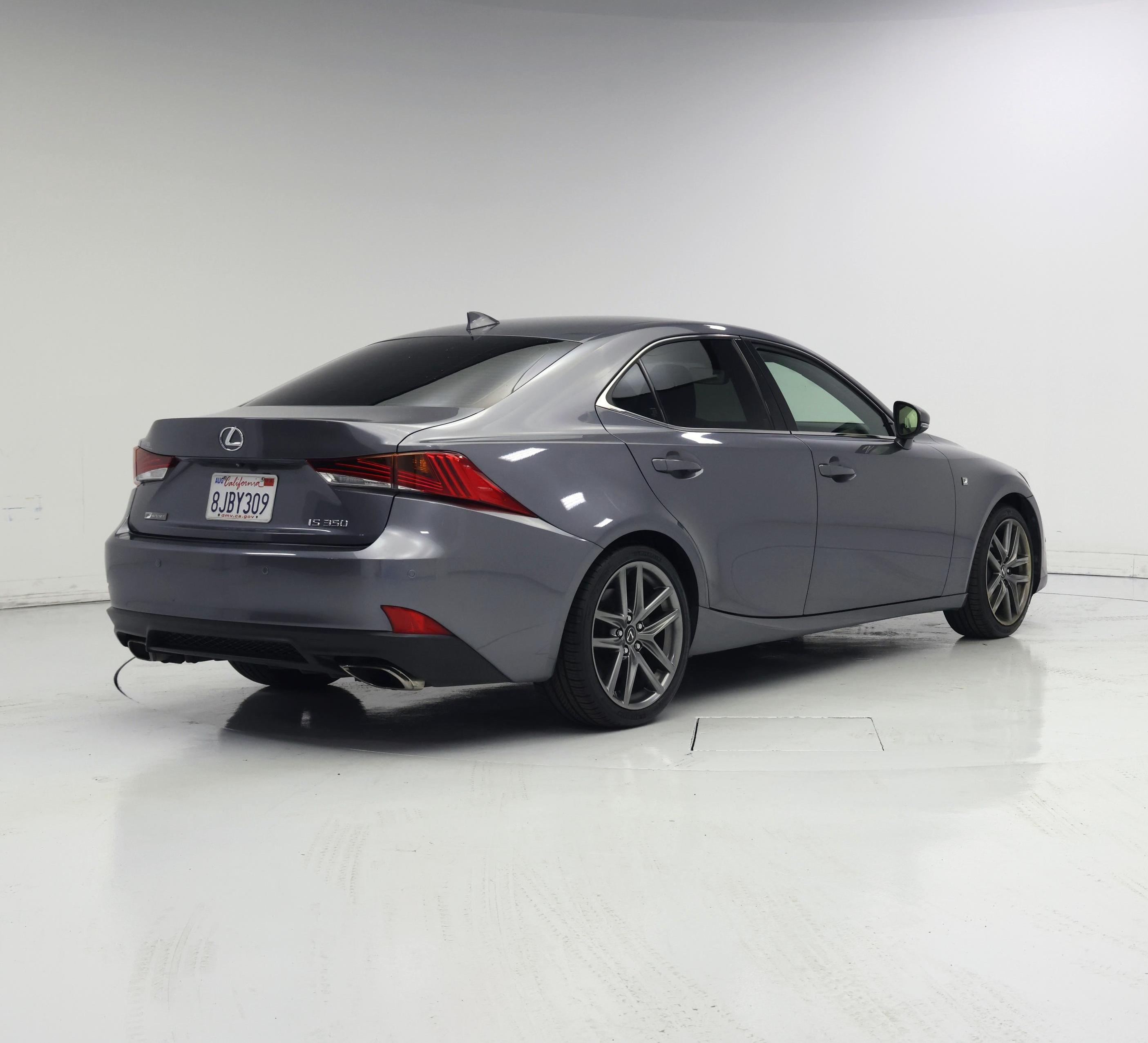 Thumbnail: 2017 Lexus IS - 8