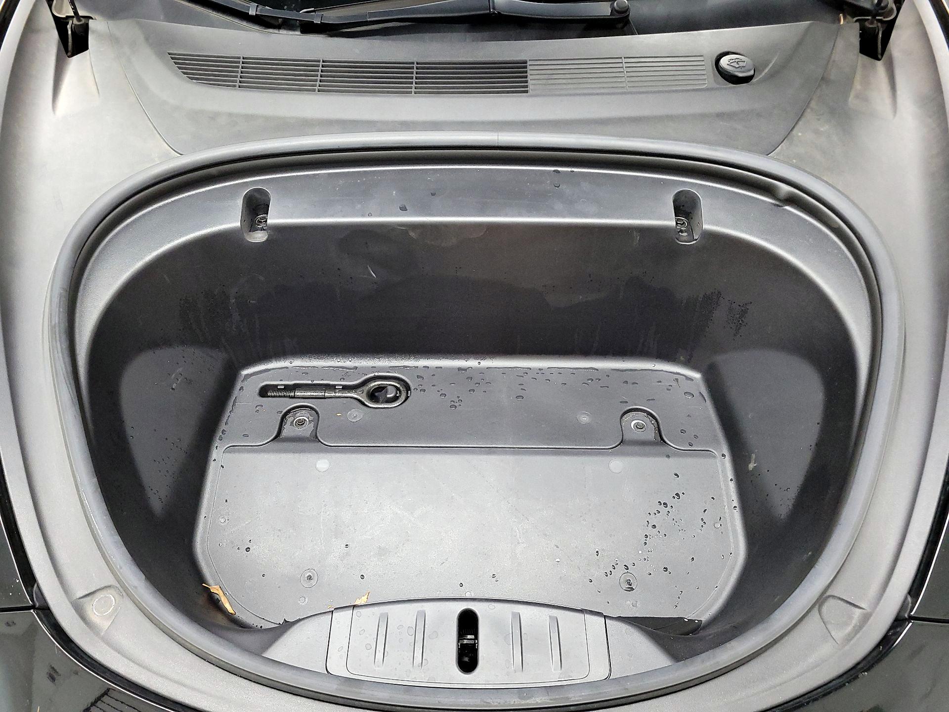 Thumbnail: 2020 Tesla Model 3 - 18
