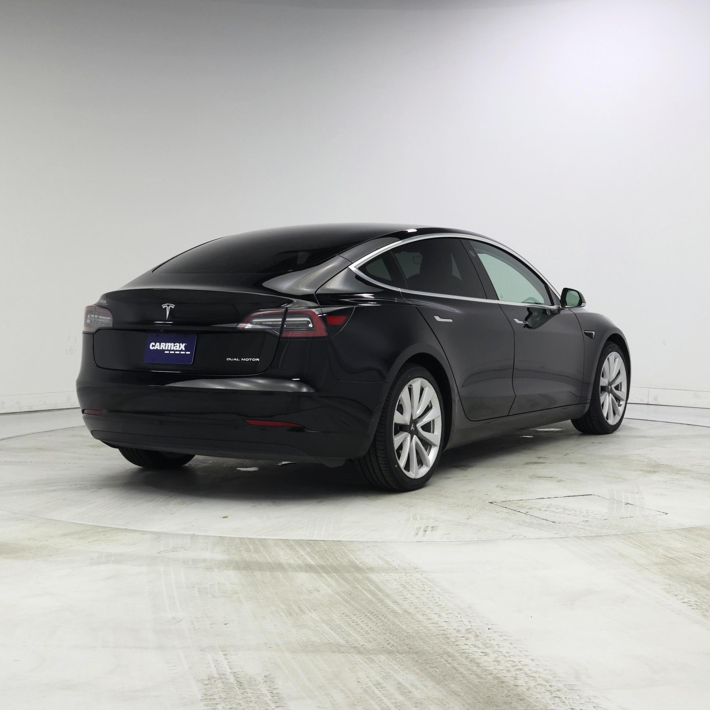 Thumbnail: 2020 Tesla Model 3 - 8