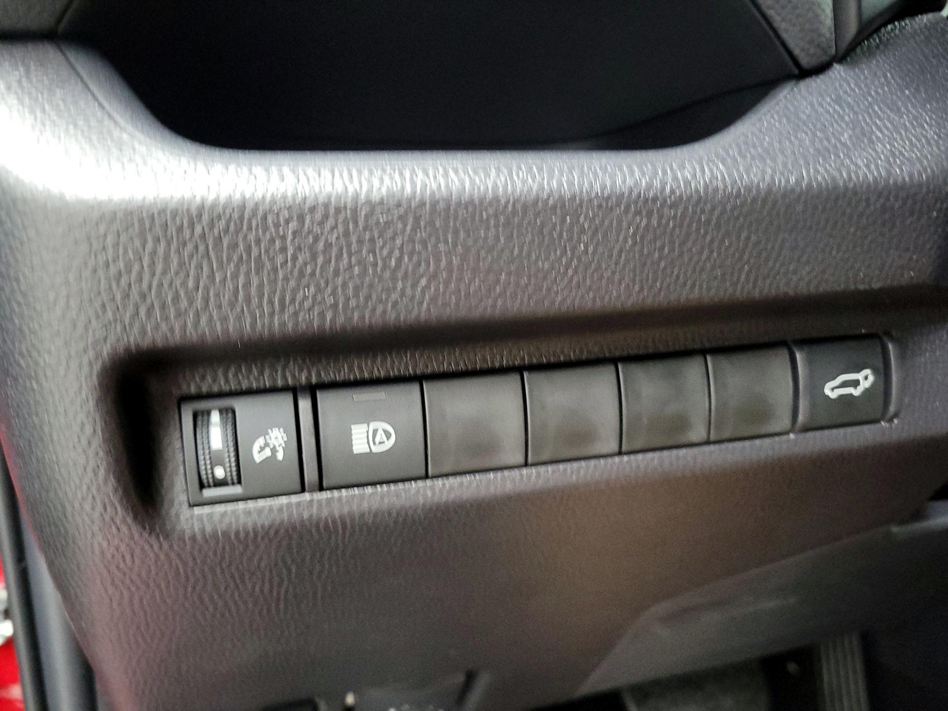 Thumbnail: 2025 Toyota RAV4 - 13