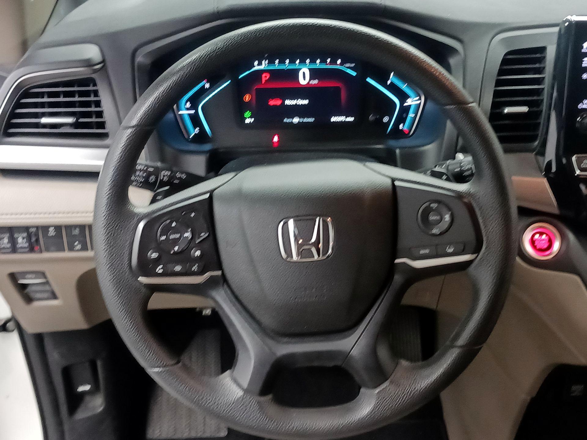 Thumbnail: 2019 Honda Odyssey - 10