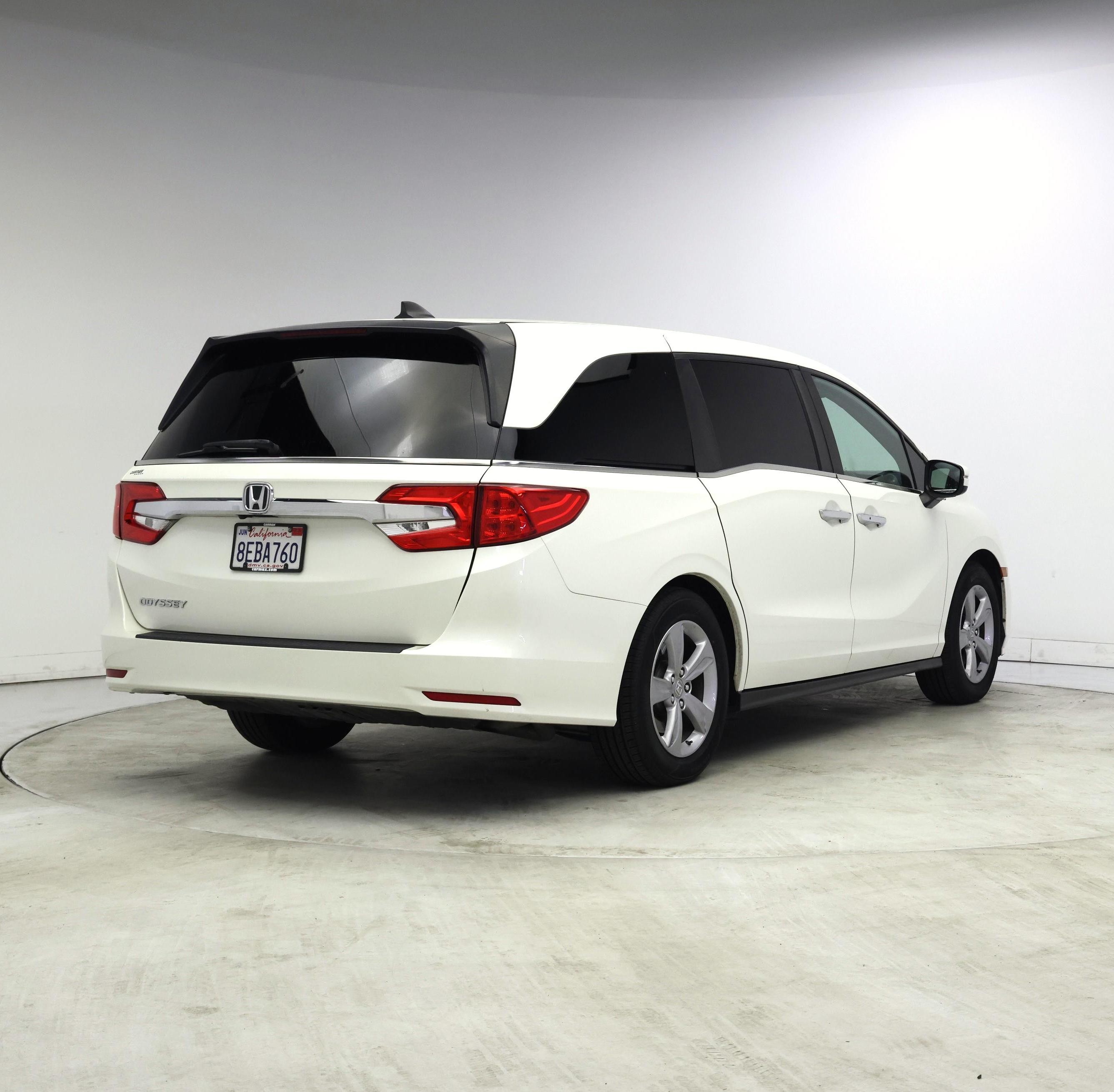Thumbnail: 2019 Honda Odyssey - 8