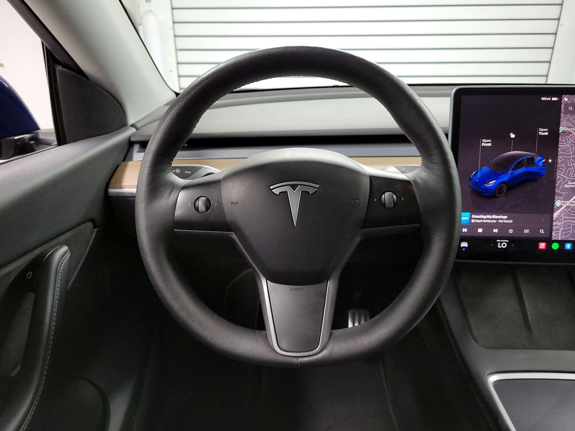 Thumbnail: 2022 Tesla Model Y - 10