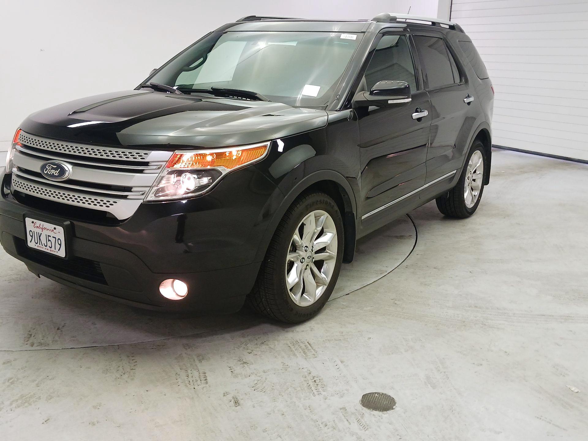 Thumbnail: 2015 Ford Explorer - 3