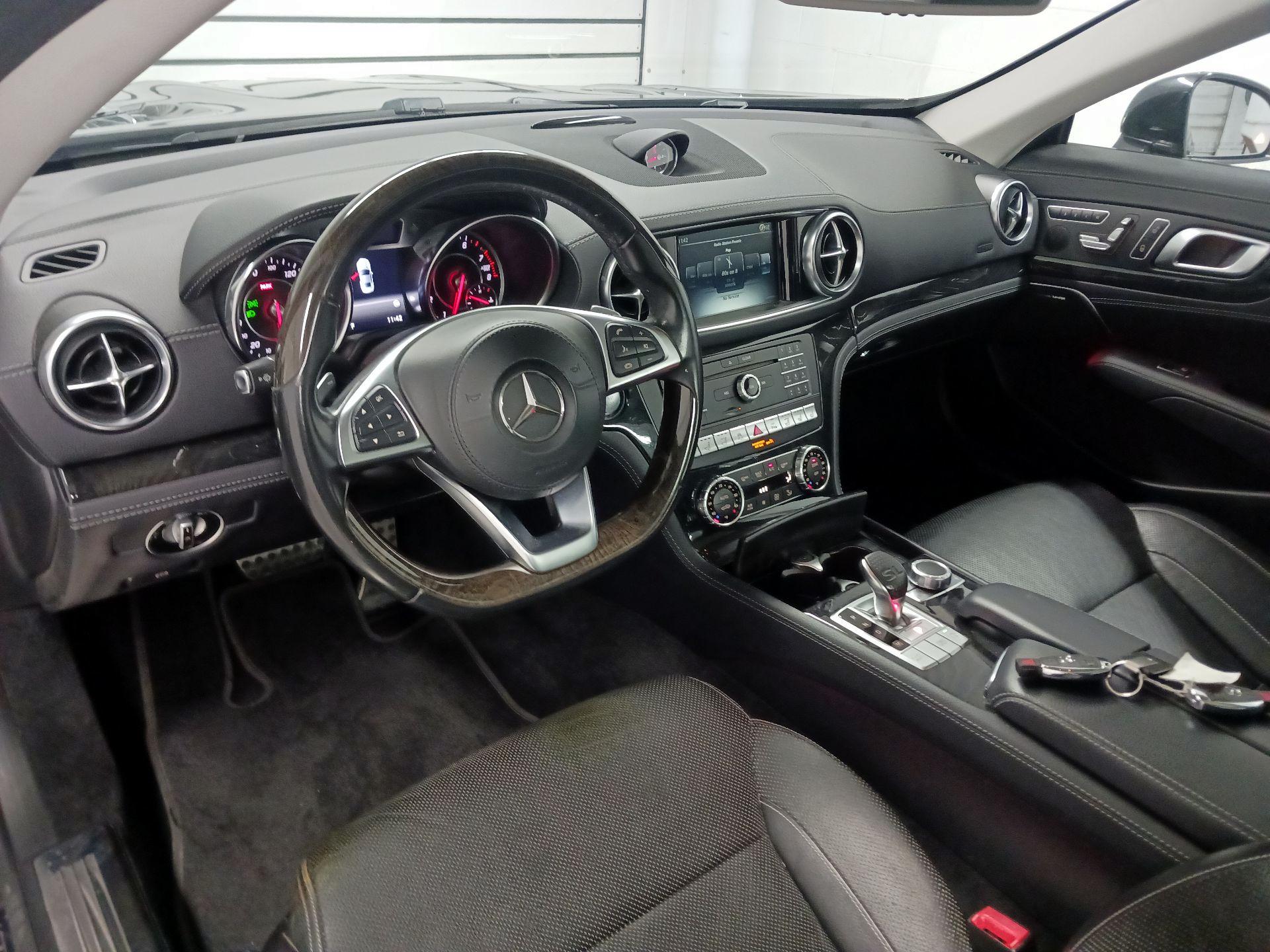 Thumbnail: 2020 Mercedes-Benz SL-Class - 8