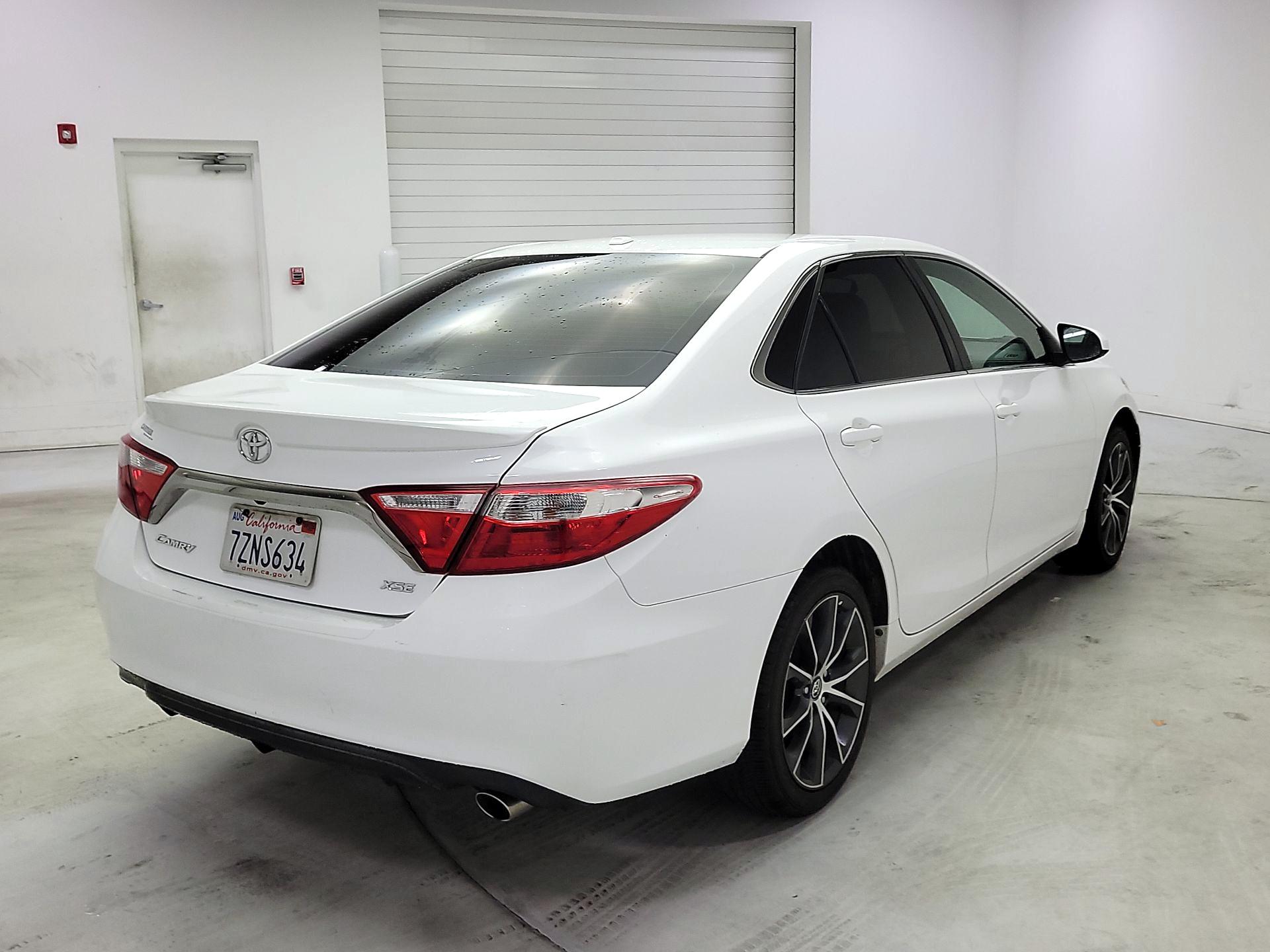 Thumbnail: 2017 Toyota Camry - 5